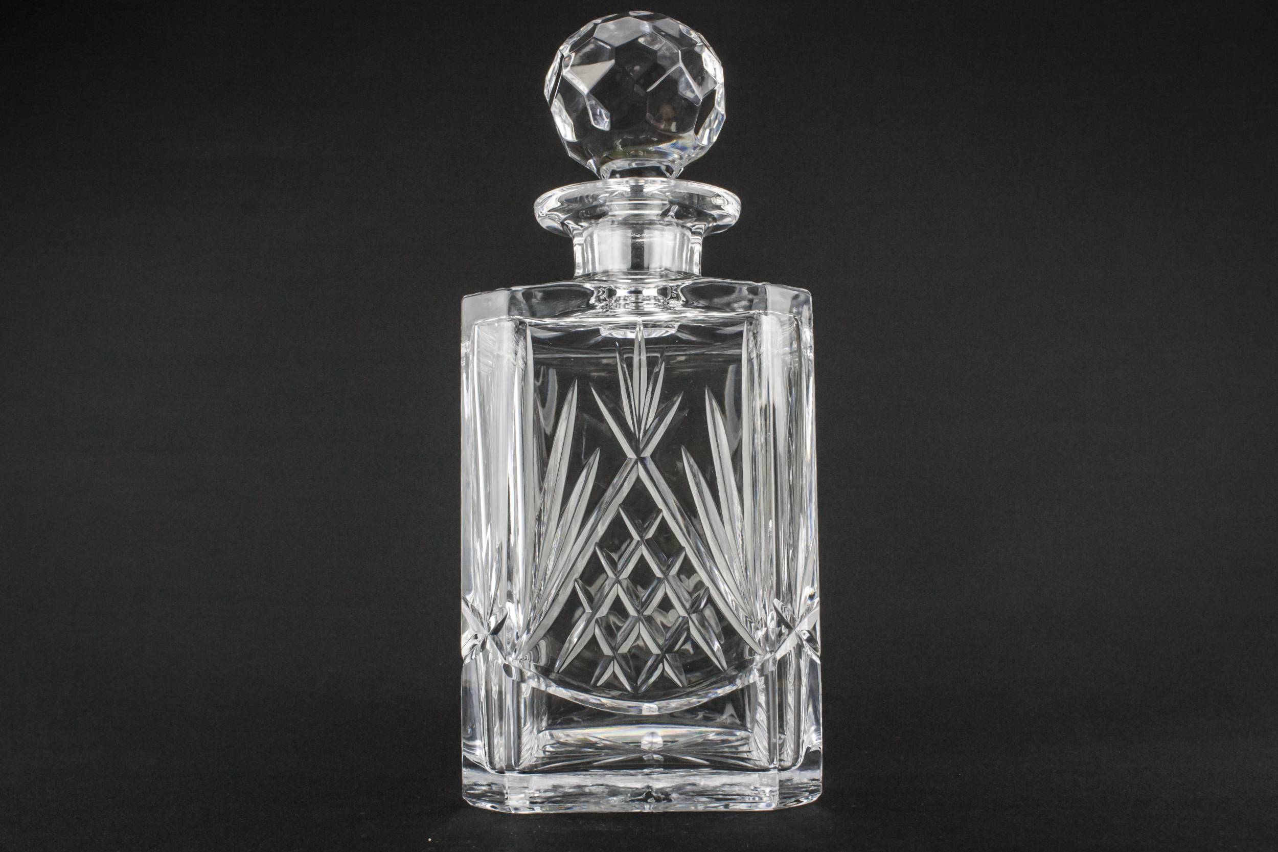 Cut Glass Crystal — Cut glass whisky decanter 3