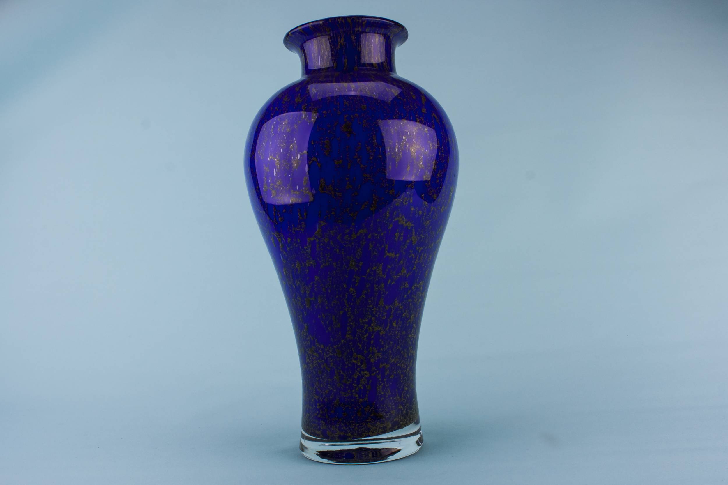 Modernist Glass VASE — Tall glass vase 2