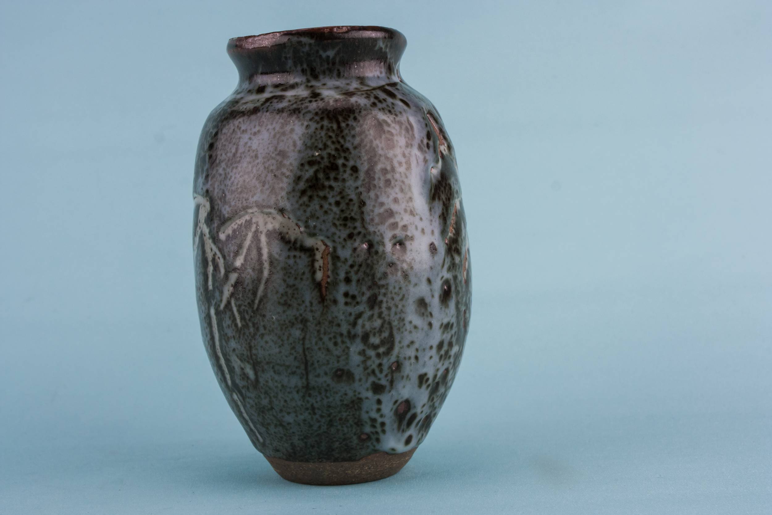 Vintage Modernist Pottery — Small ovoid vase 3