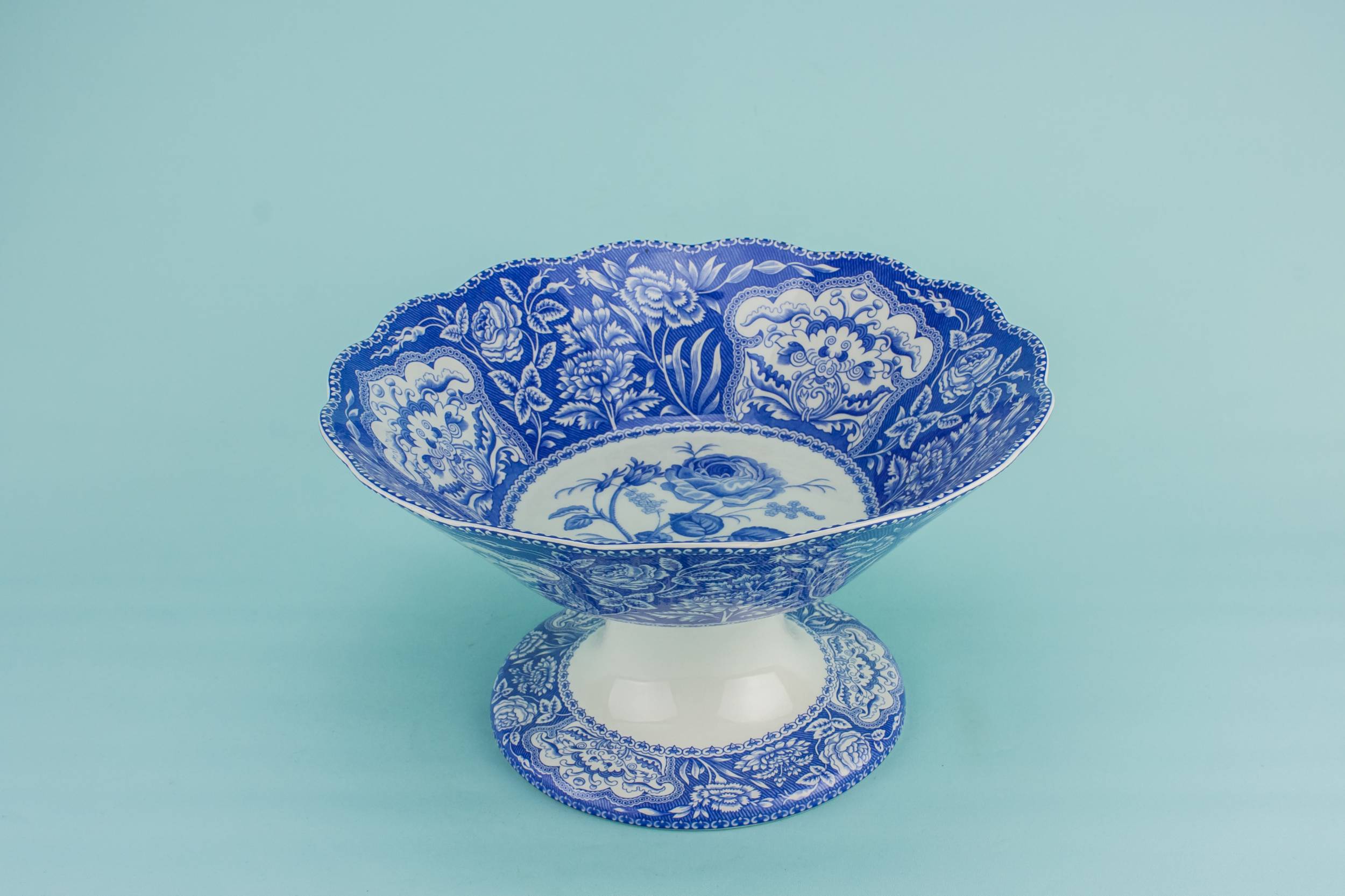 Retro Bone China — Spode blue serving bowl