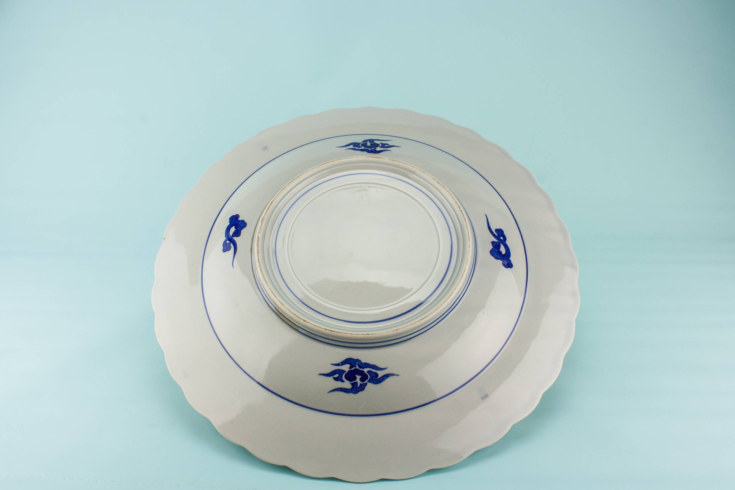 Spectacular Vintage Landscape — Imari porcelain bowl 2