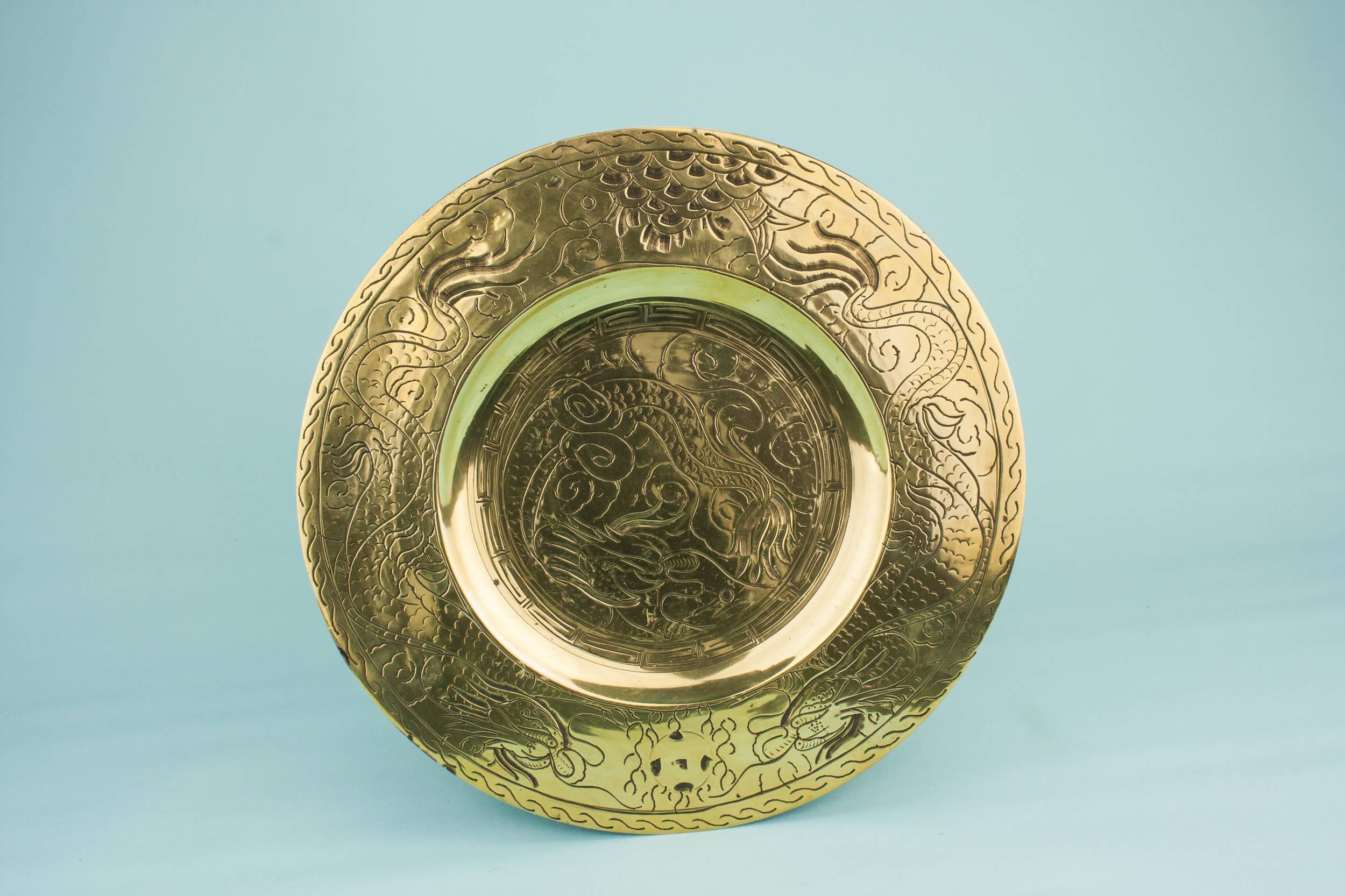 Heavy Art Deco — Dragon brass bowl