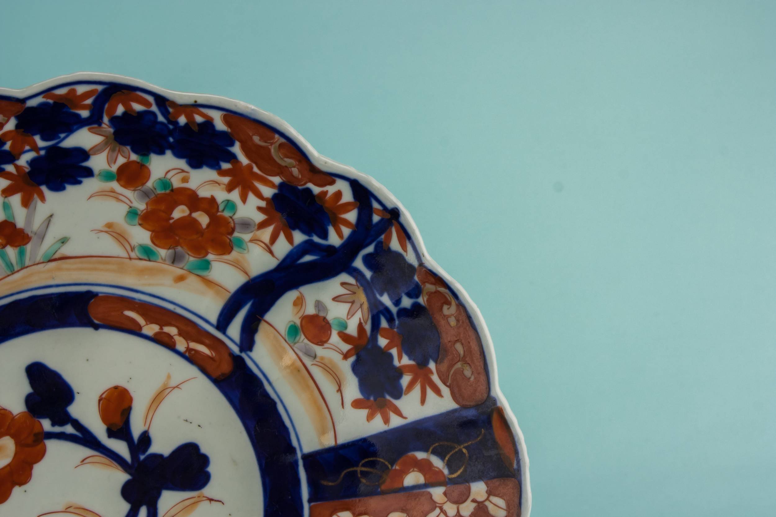 Antique Large Porcelain — Imari porcelain bowl 1