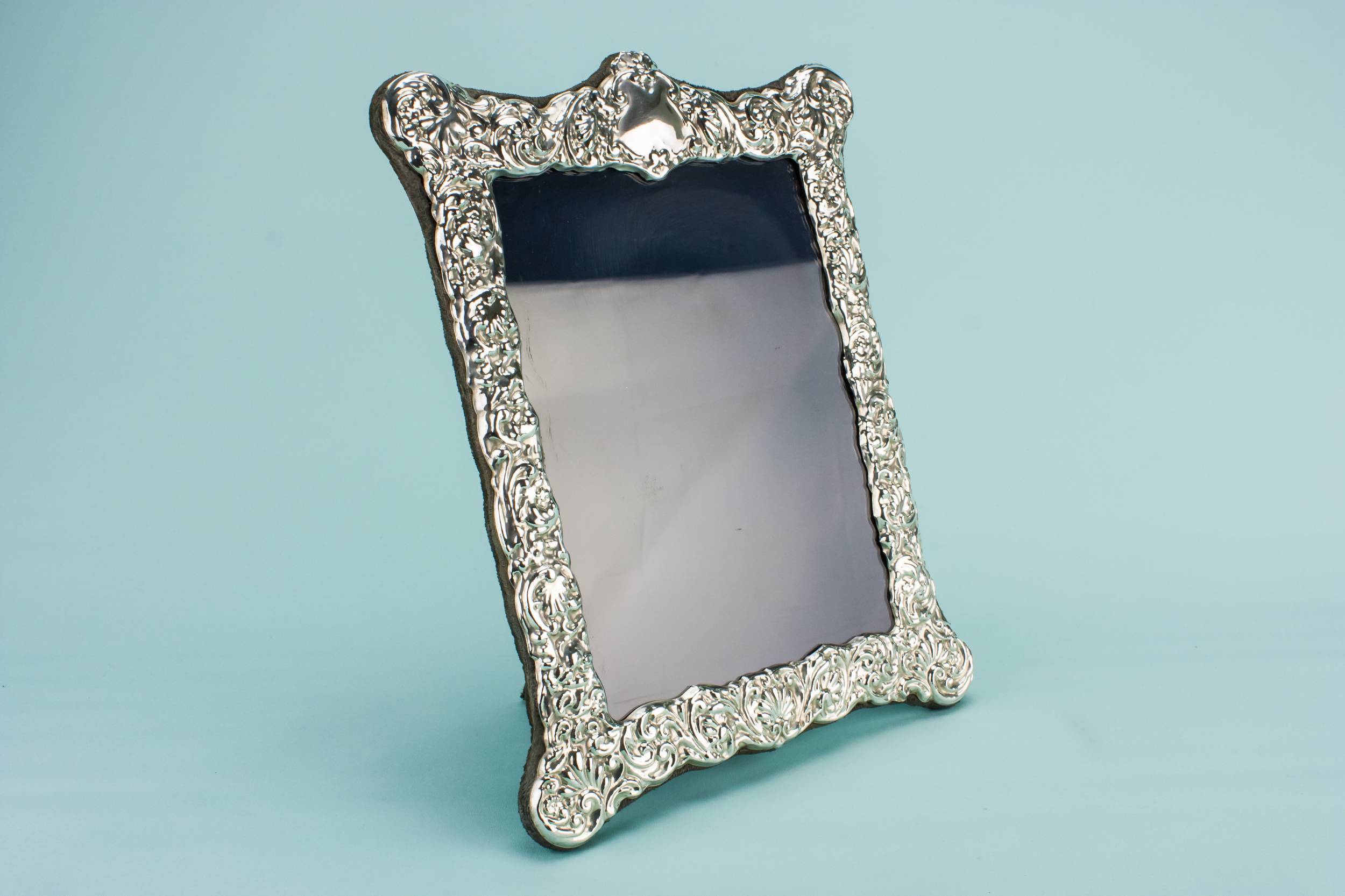 Vintage Elegant Scrolls — Sterling silver photo frame 1
