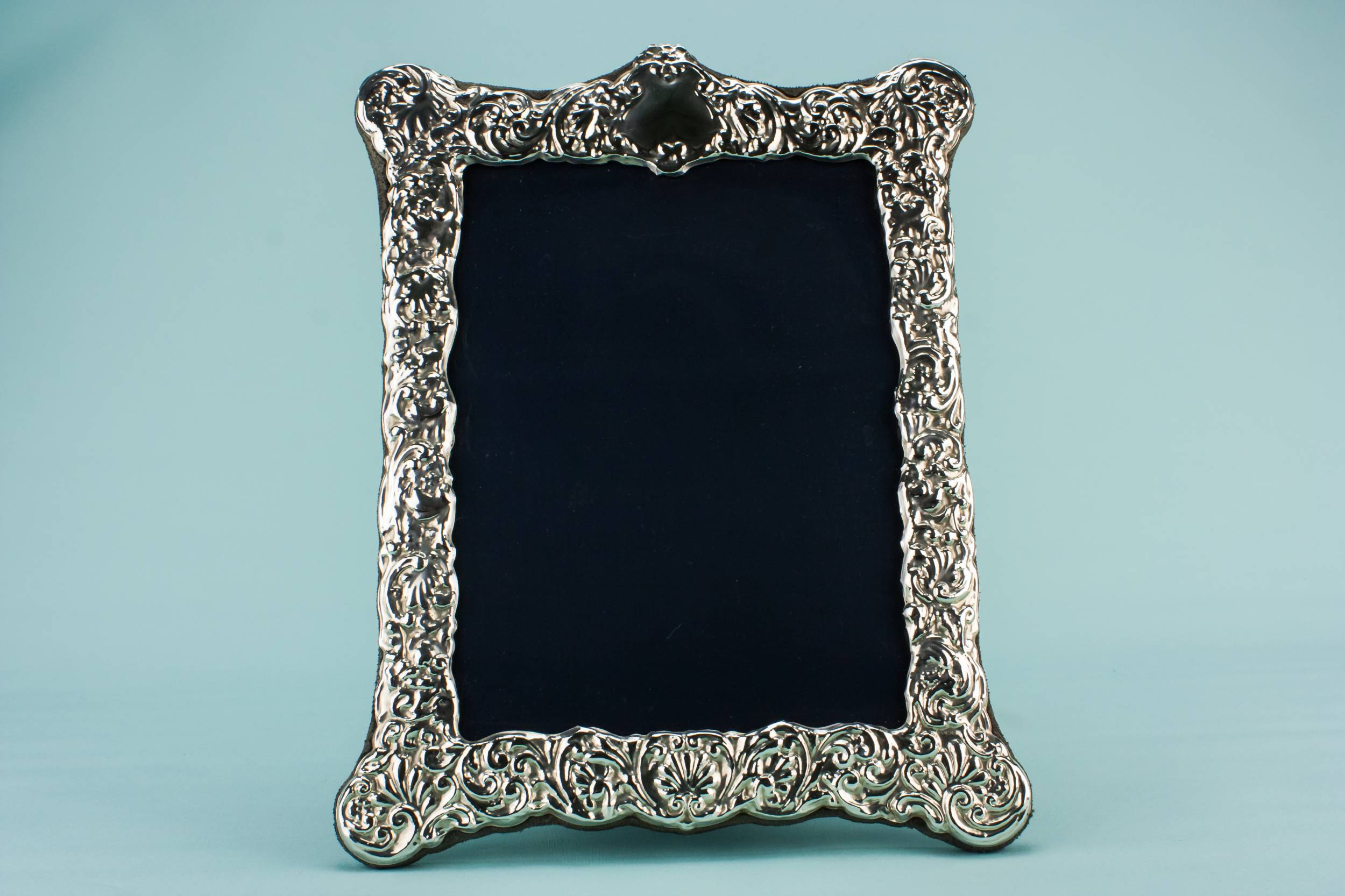 Vintage Elegant Scrolls — Sterling silver photo frame