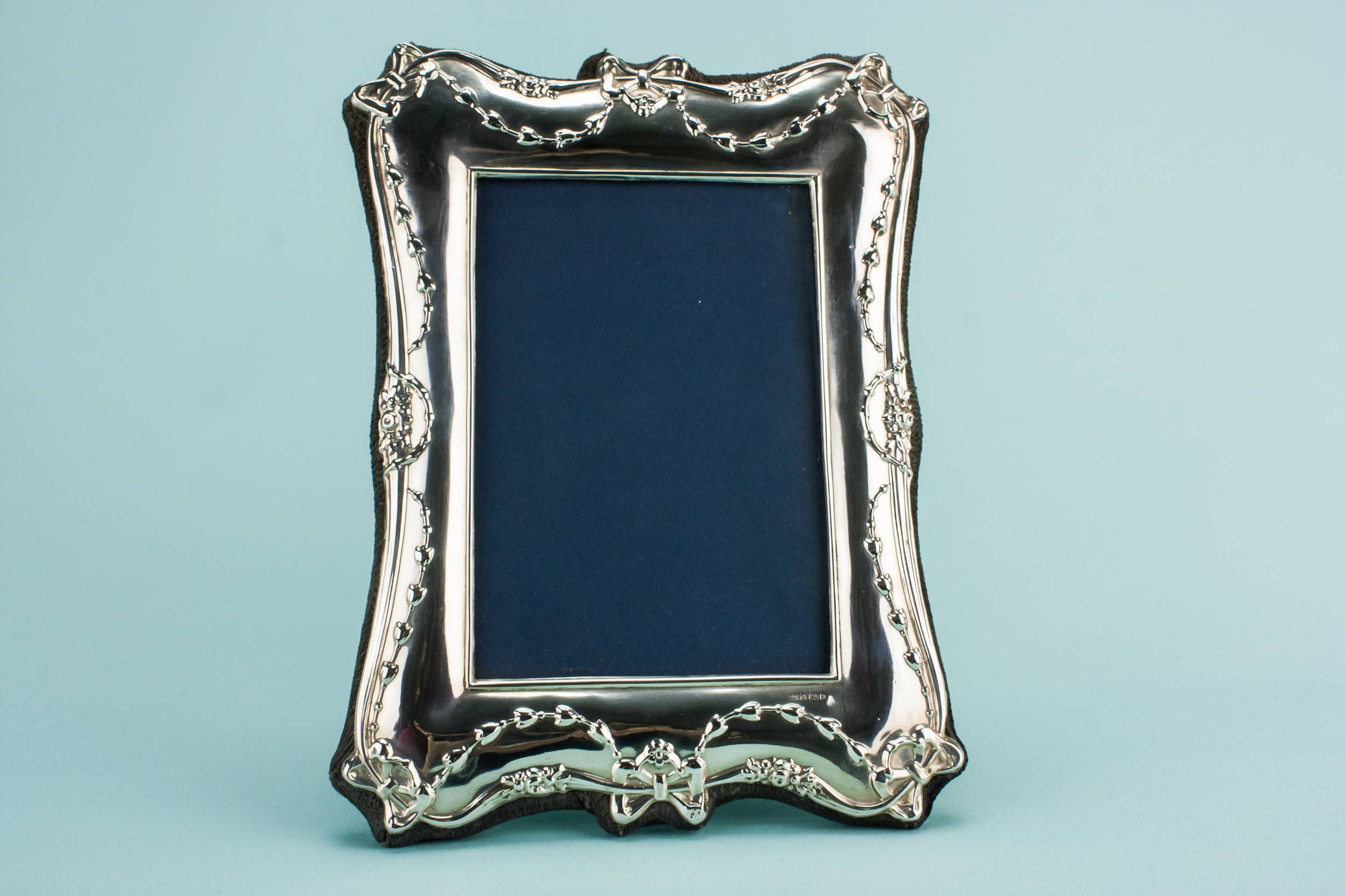 Medium Retro Garlands — Sterling silver photo frame