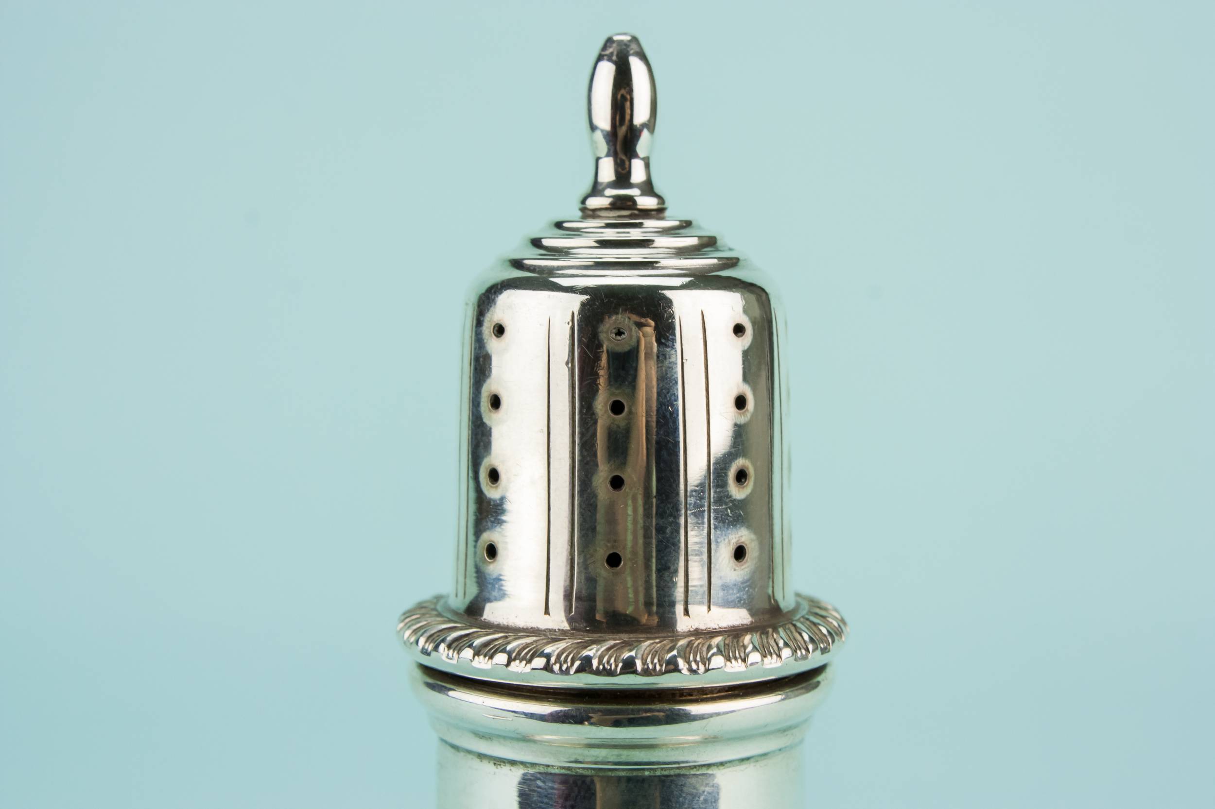 Vintage Medium Service — Silver sugar caster 2
