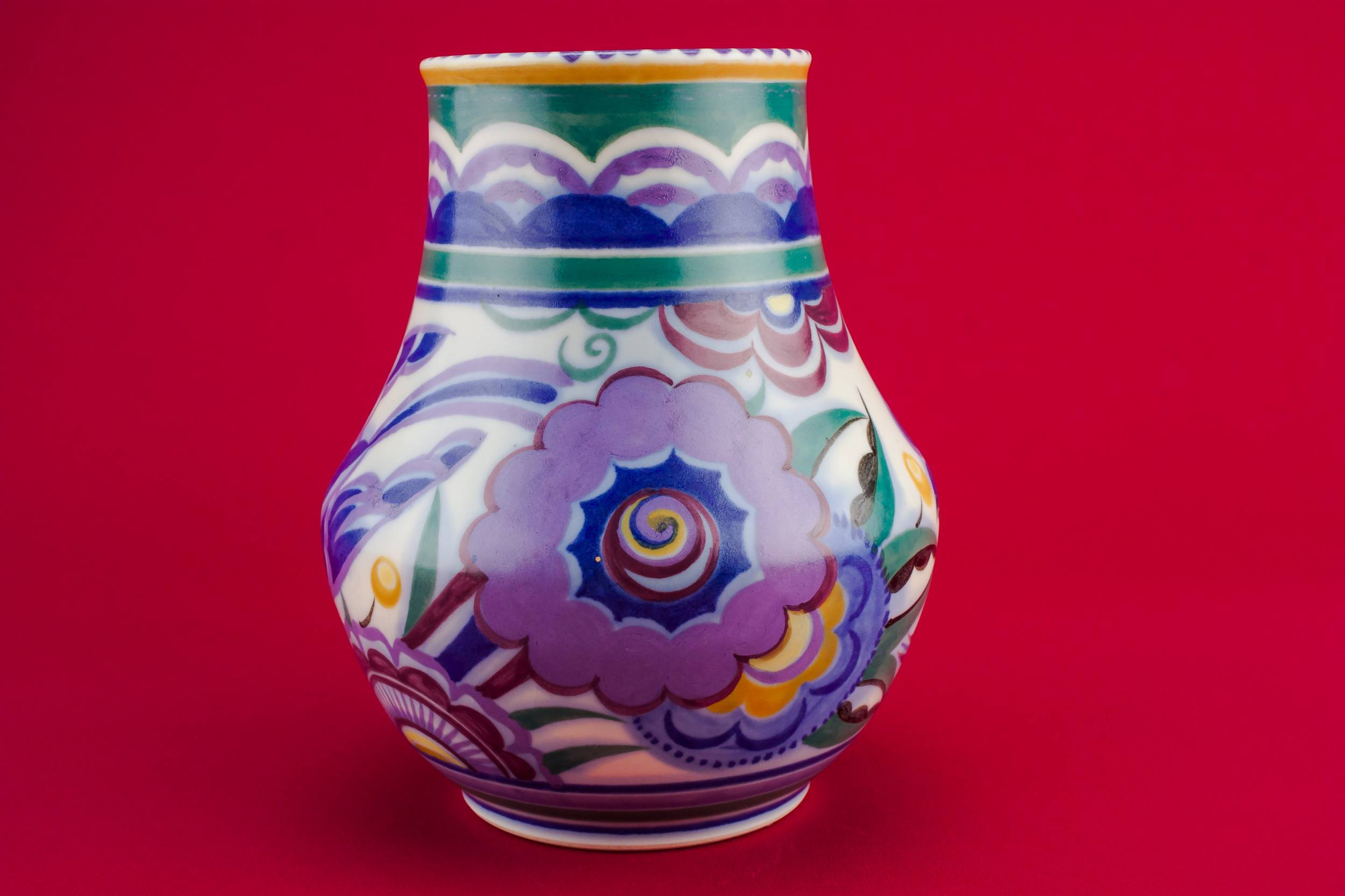 Vintage Charming Floral — Art Deco pottery vase 1