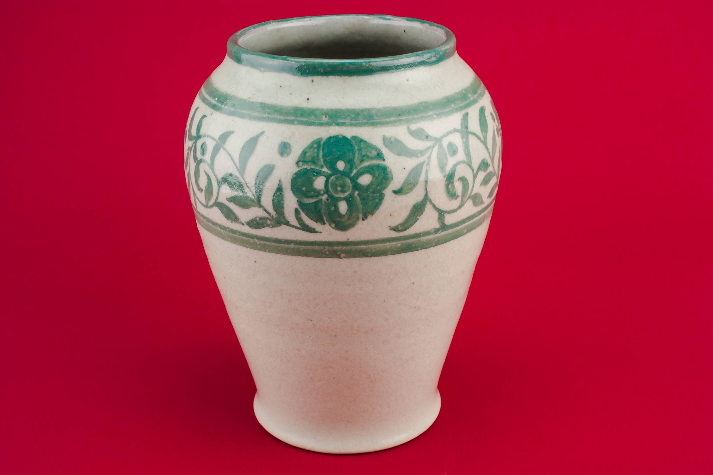 Art Deco Vintage — Pottery Art Deco vase