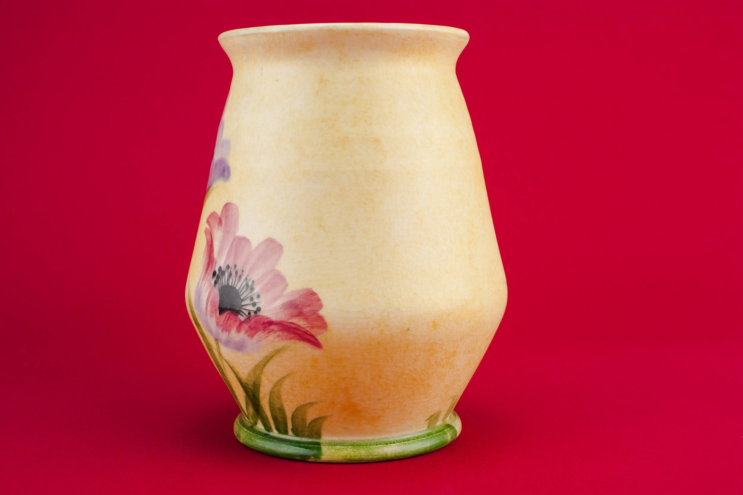 Art Deco Vintage — Art Deco pottery vase 1