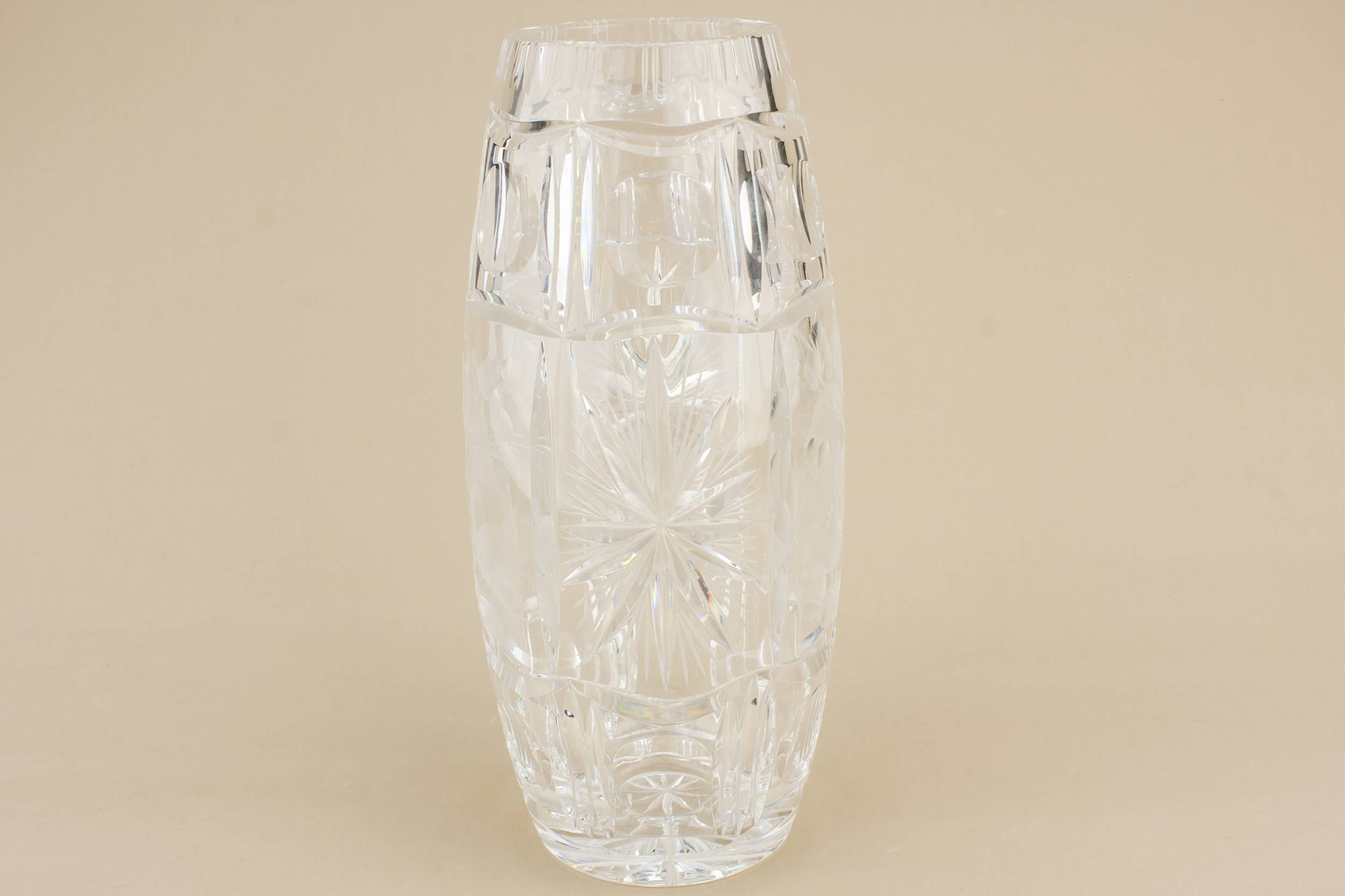 Glass Modernist VASE — Tall glass vase 1