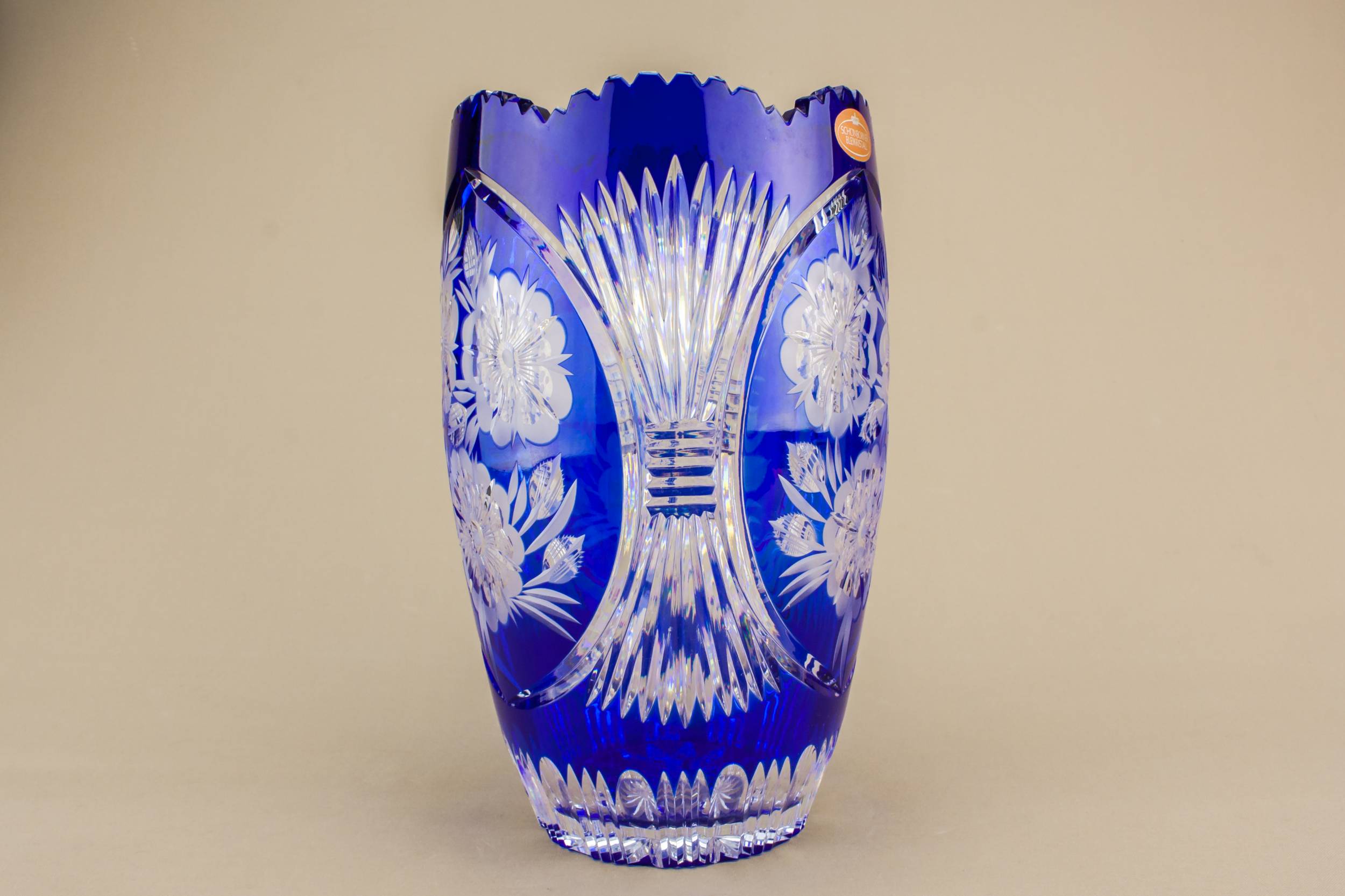 Vintage Elegant Schonborner — Glass retro vase 1