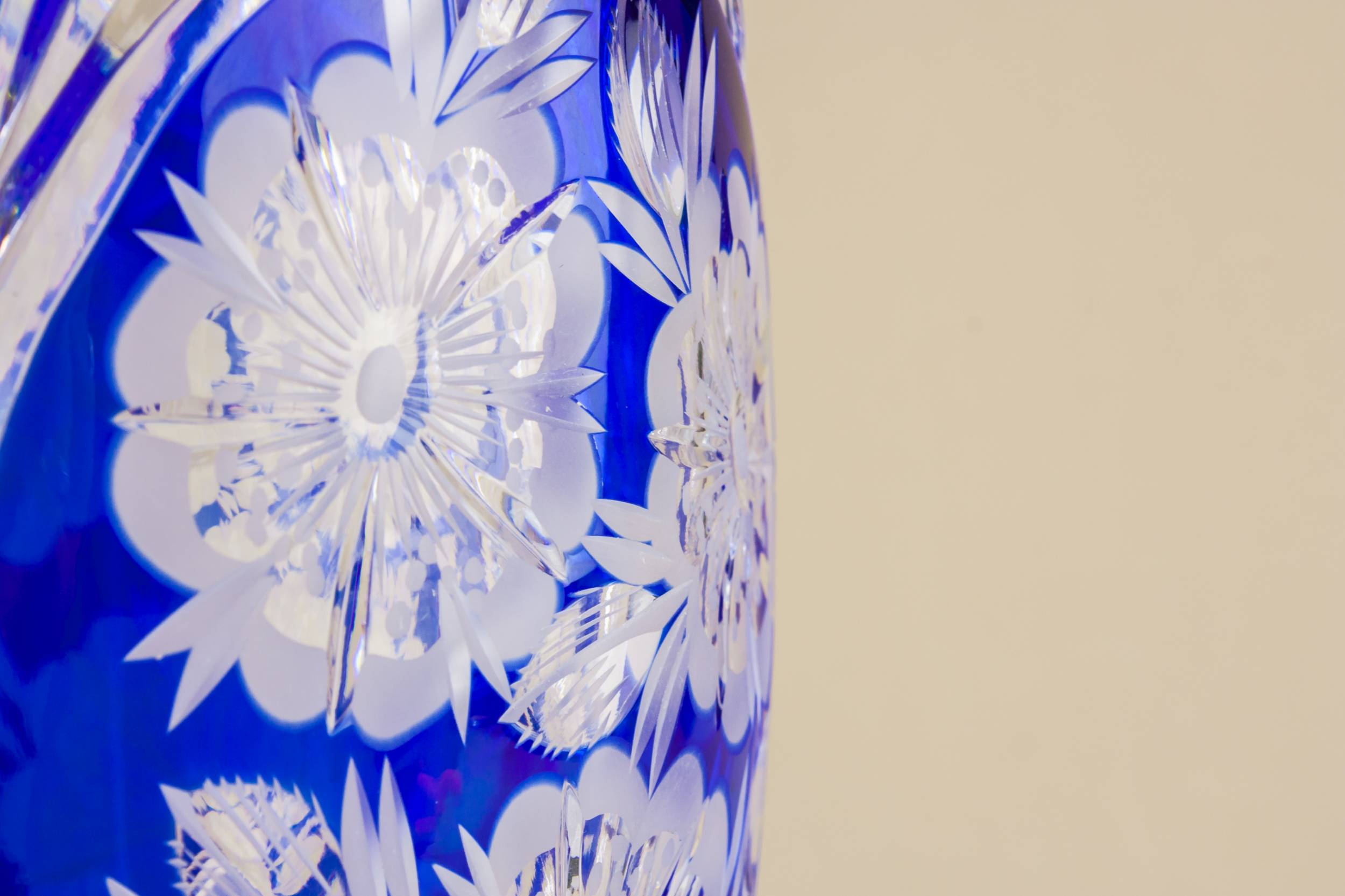 Vintage Elegant Schonborner — Glass retro vase 3