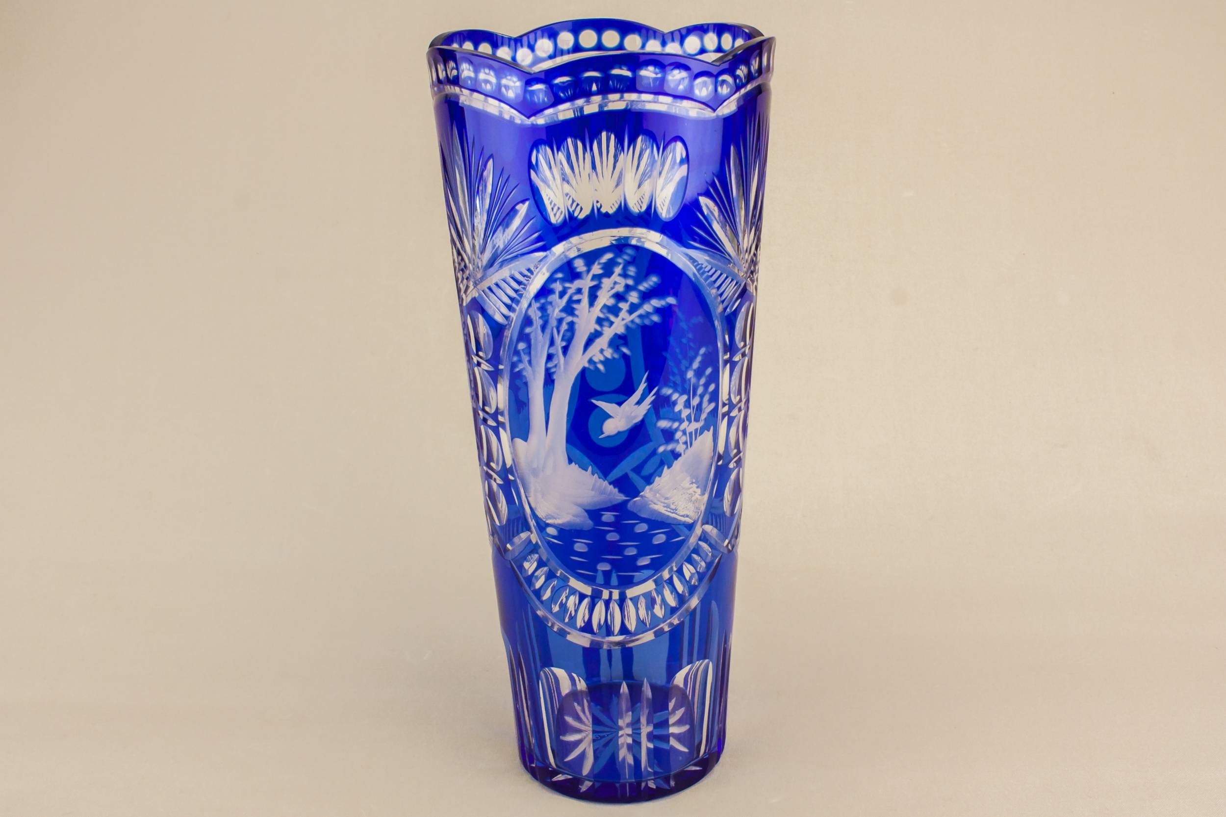 Modernist Vintage Glass — Blue glass vase 1
