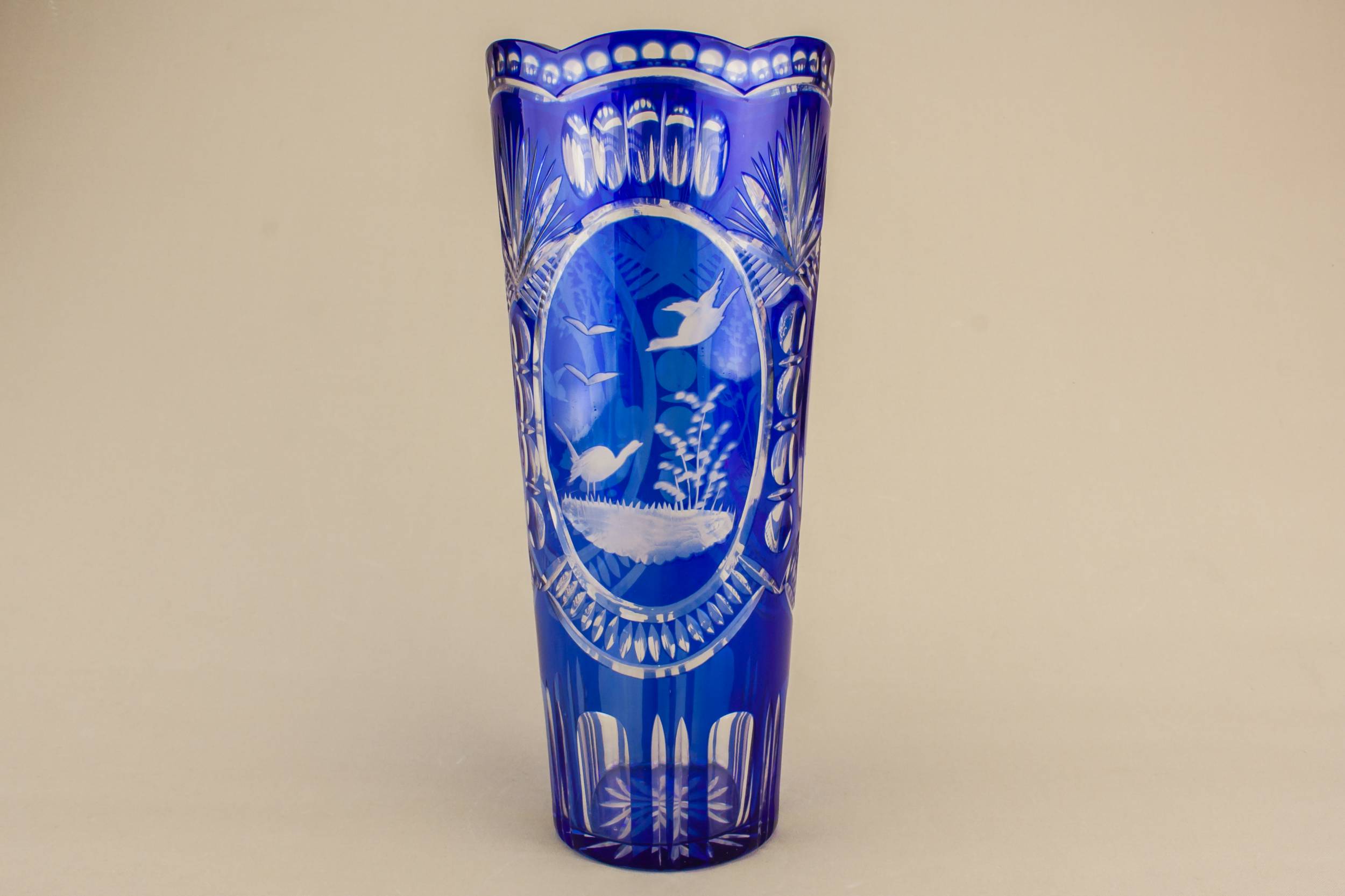 Modernist Vintage Glass — Blue glass vase 2