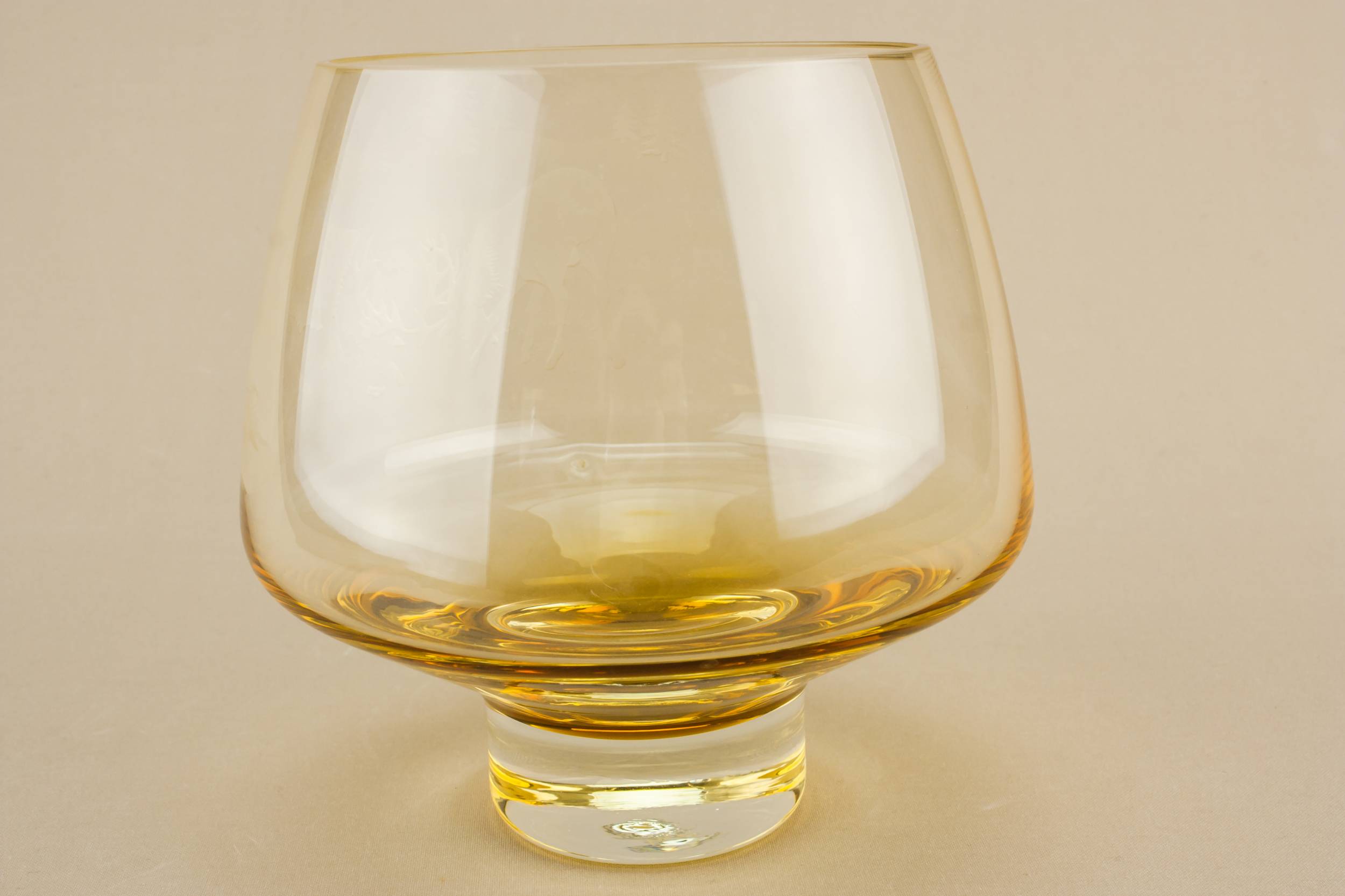 Charming Vintage Unique — Modernist glass bowl 2