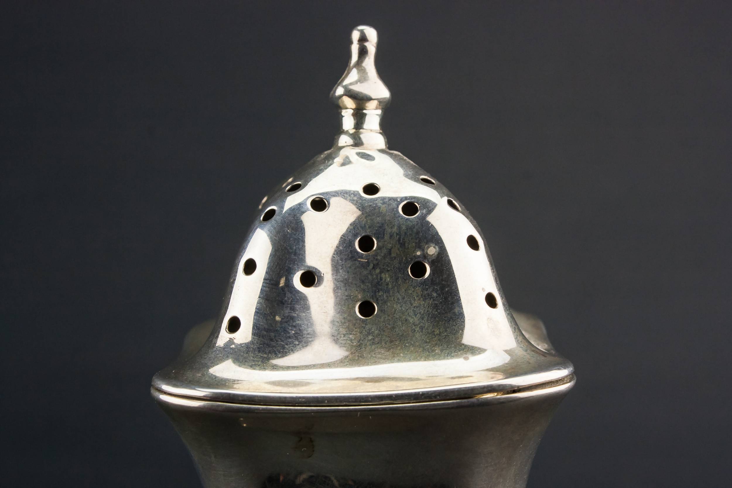 Edwardian Antique Unique — Edwardian sugar caster 2