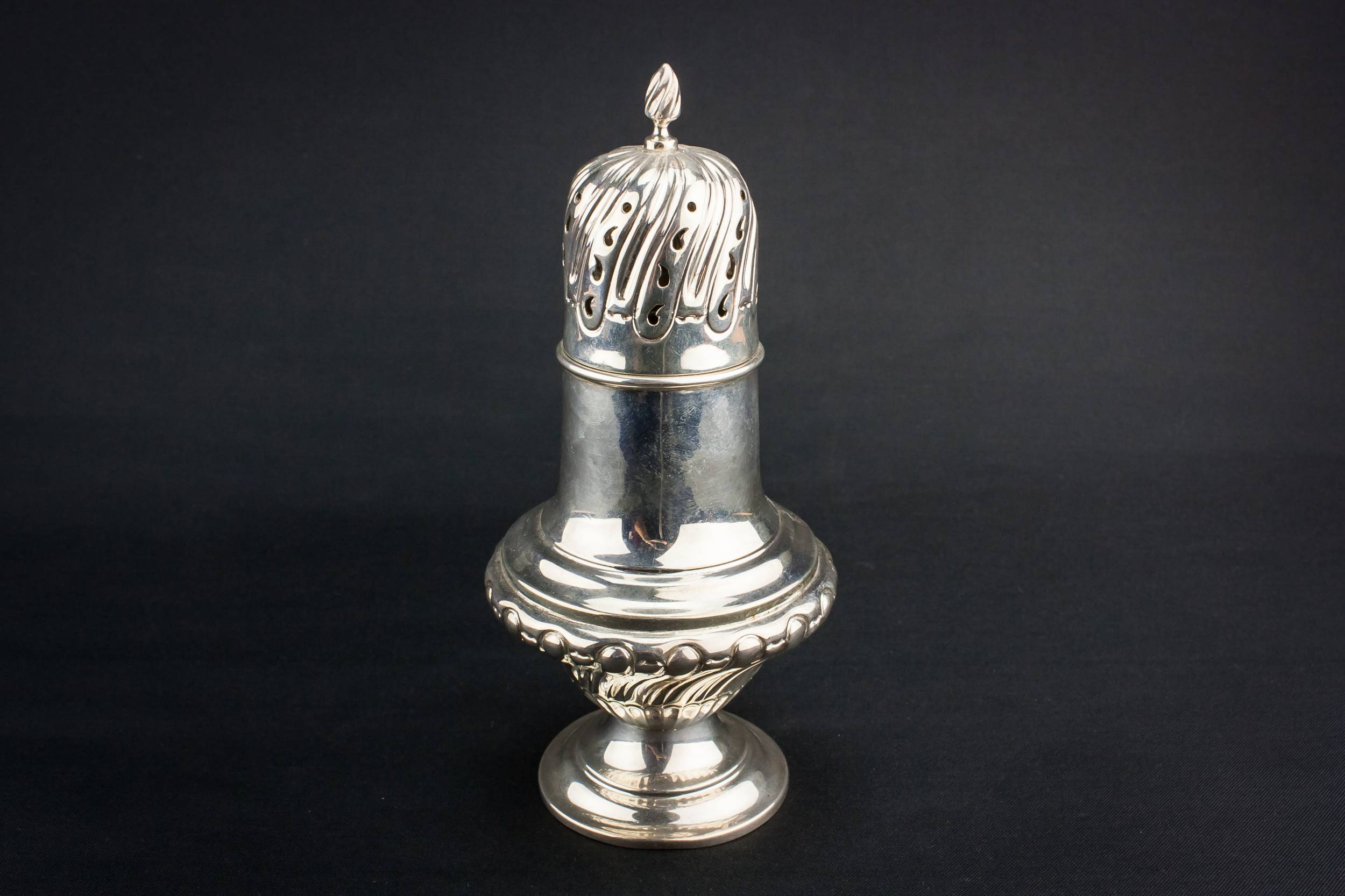 Sterling Silver Antique — Large sugar caster