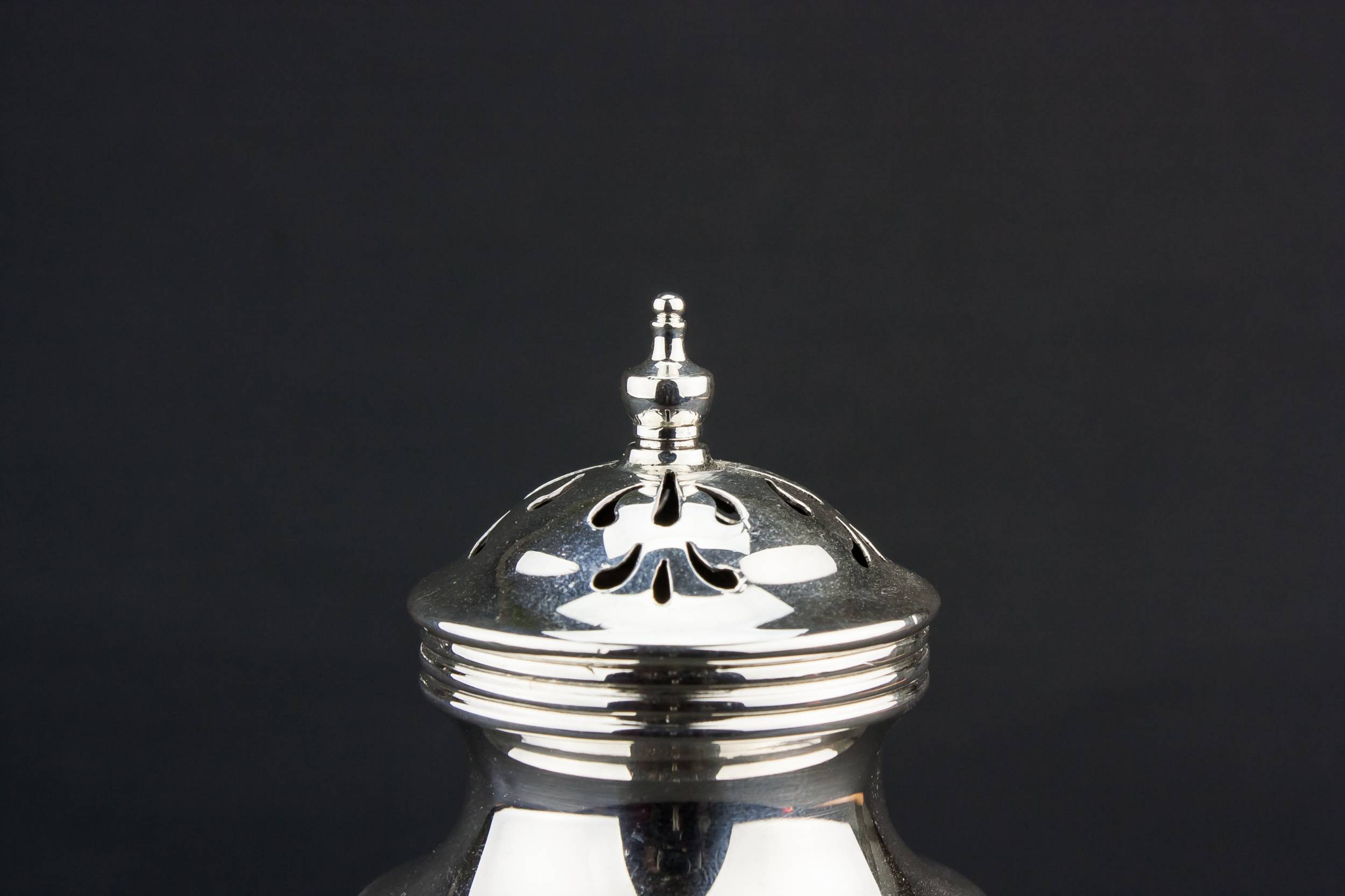 Sterling Silver Art — Medium sugar caster 2