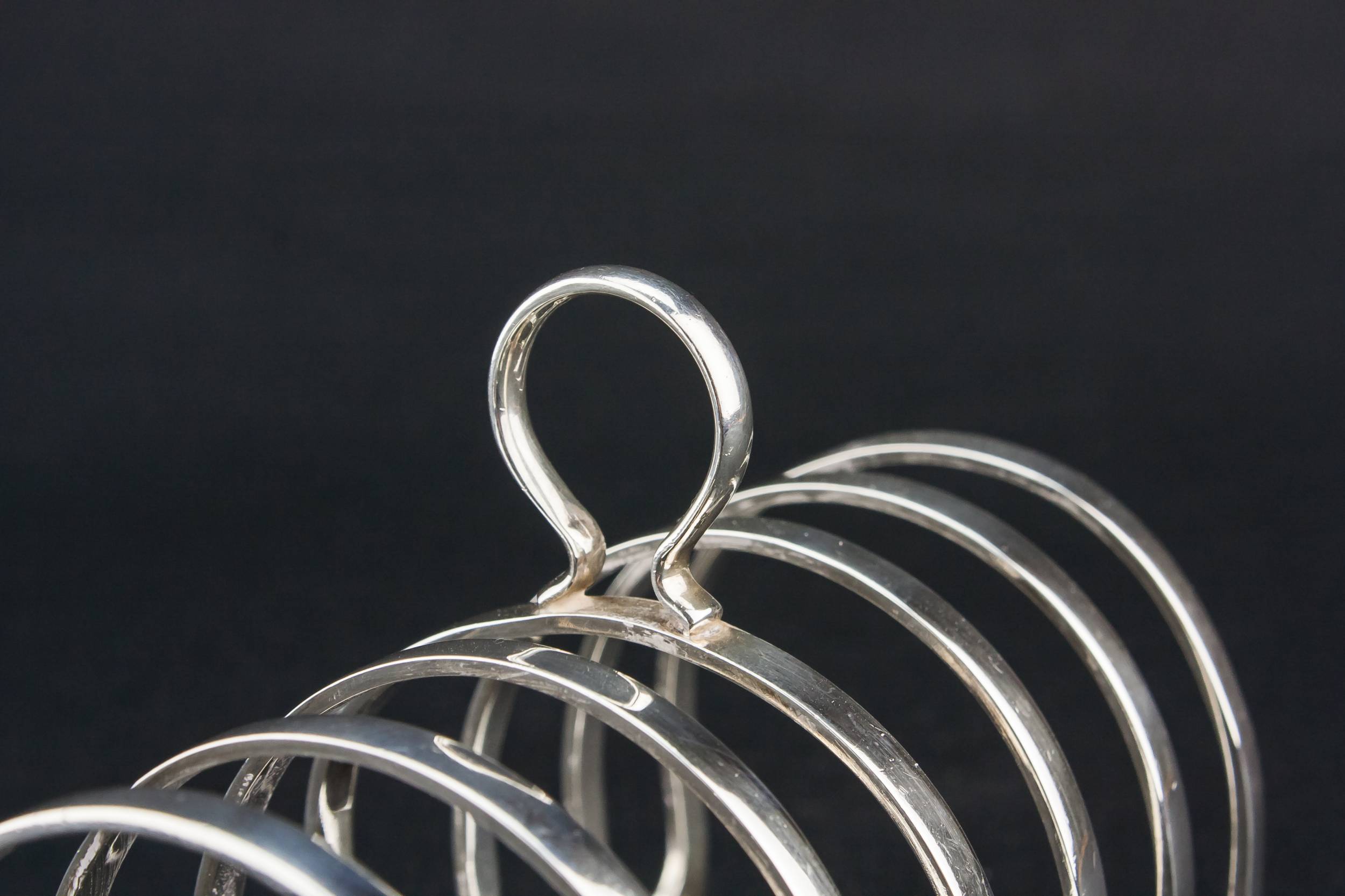 Elegant Vintage Brook — Art Deco toast rack 3
