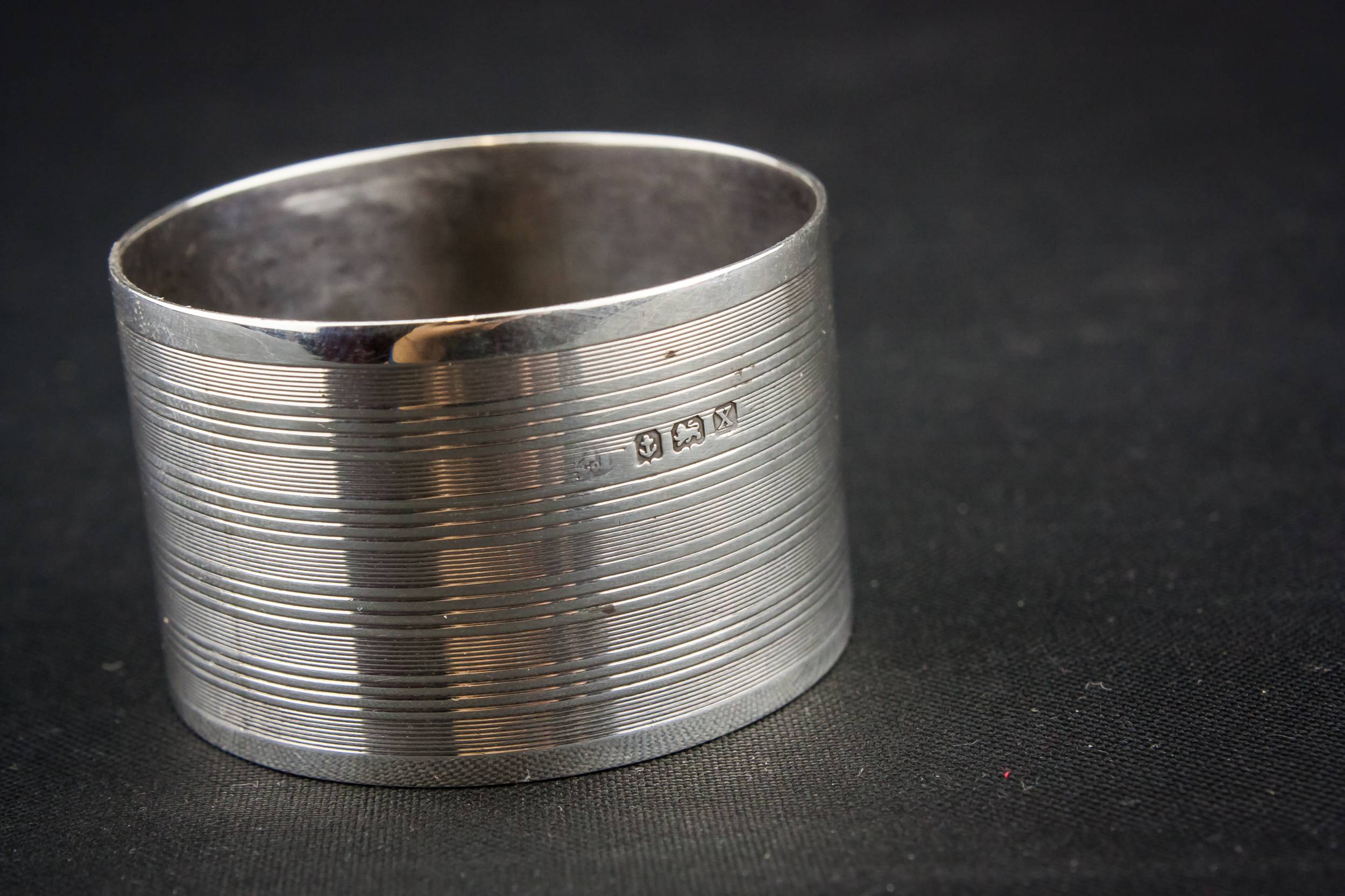 Spectacular Art Deco — 2 sterling silver napkin rings 1