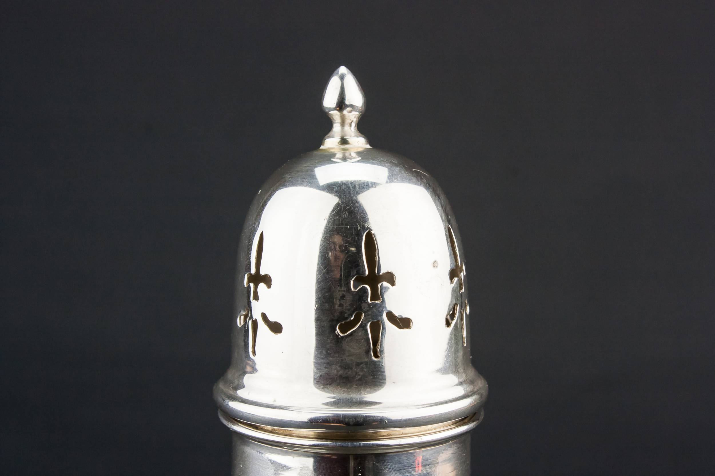 Sterling Silver Vintage — Silver sugar caster 2