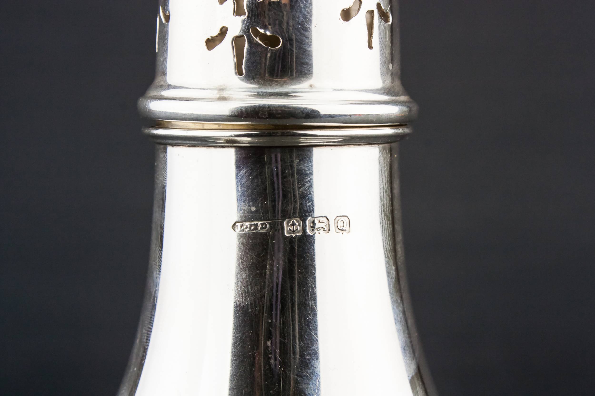 Sterling Silver Vintage — Silver sugar caster 3