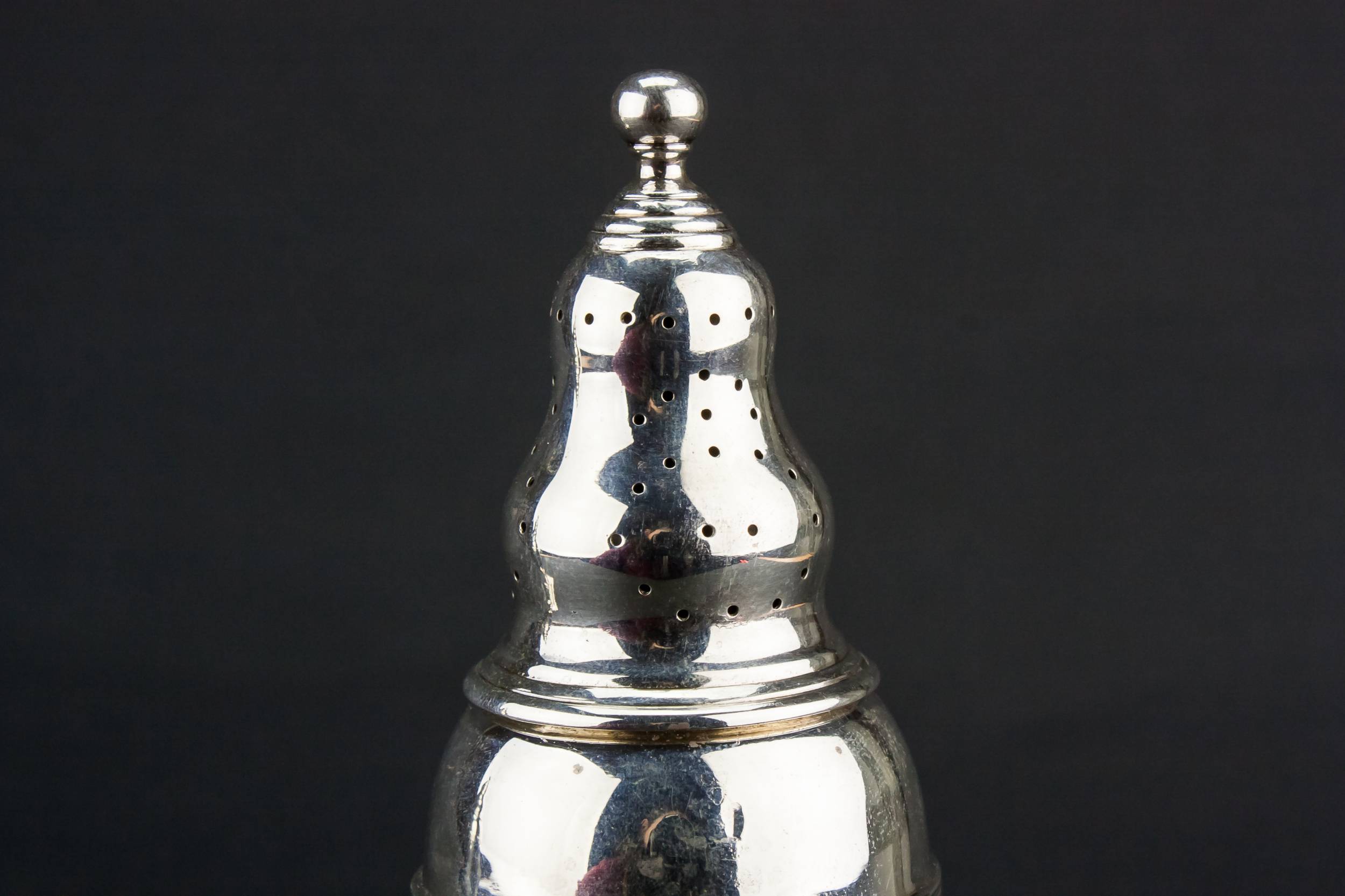 Sterling Silver Hamilton — 2 silver sugar casters 2