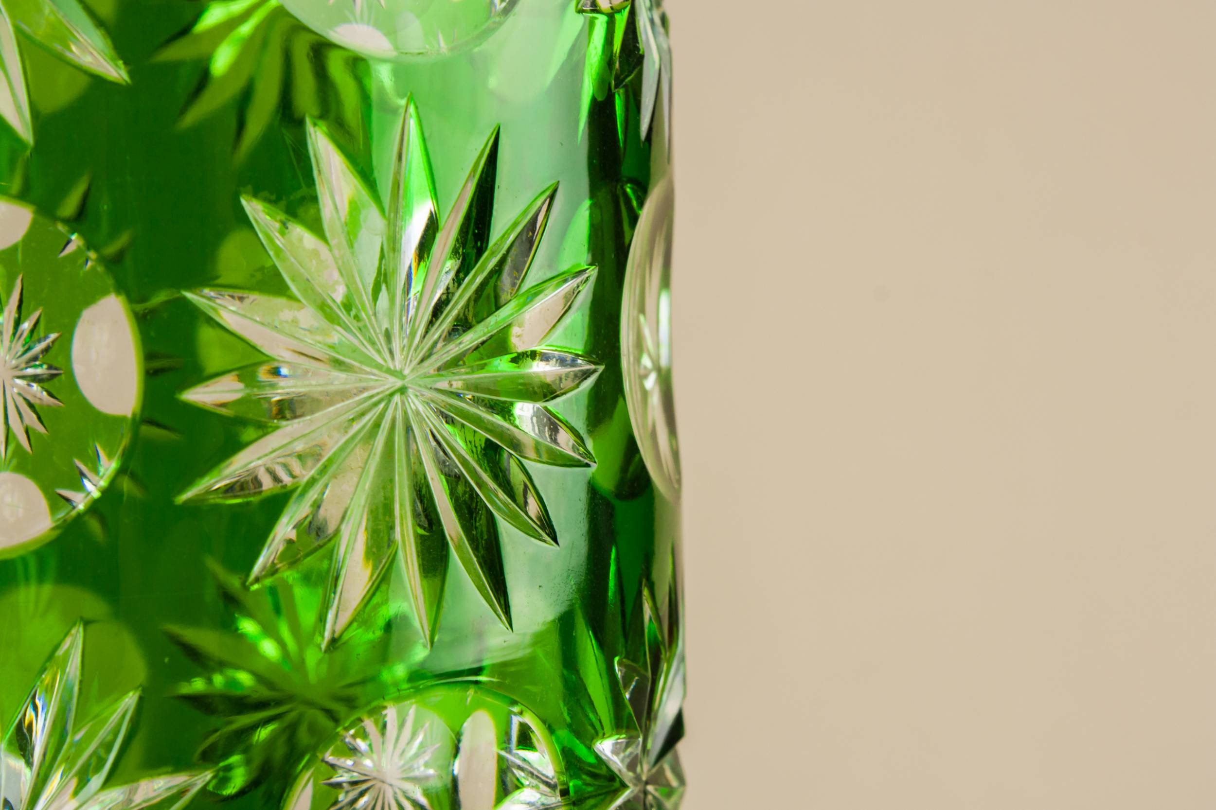 Elegant Vintage VASE — Green cut glass vase 2