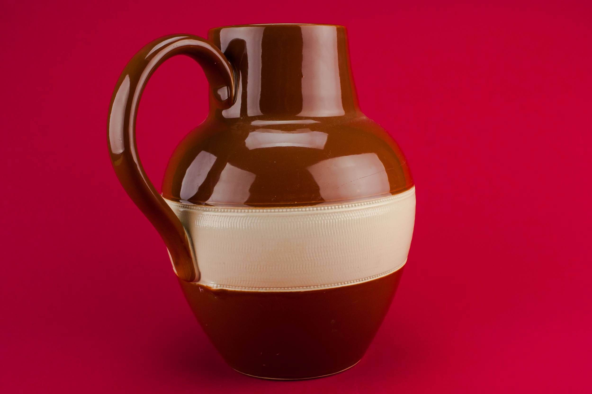 Beautiful Traditional Vinegar — Water brown jug 1