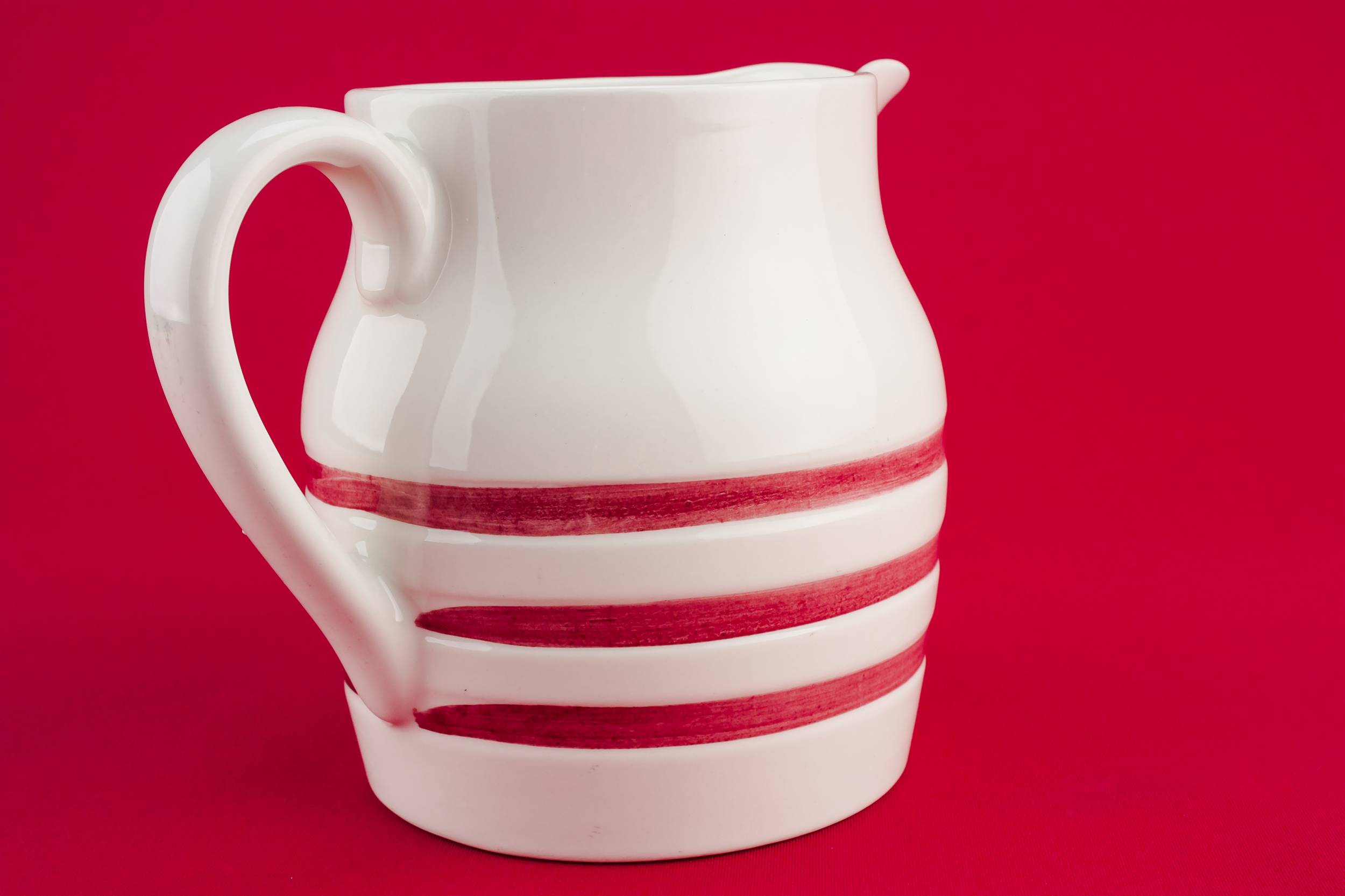 Vintage Modernist Lemonade — Modernist water jug 1