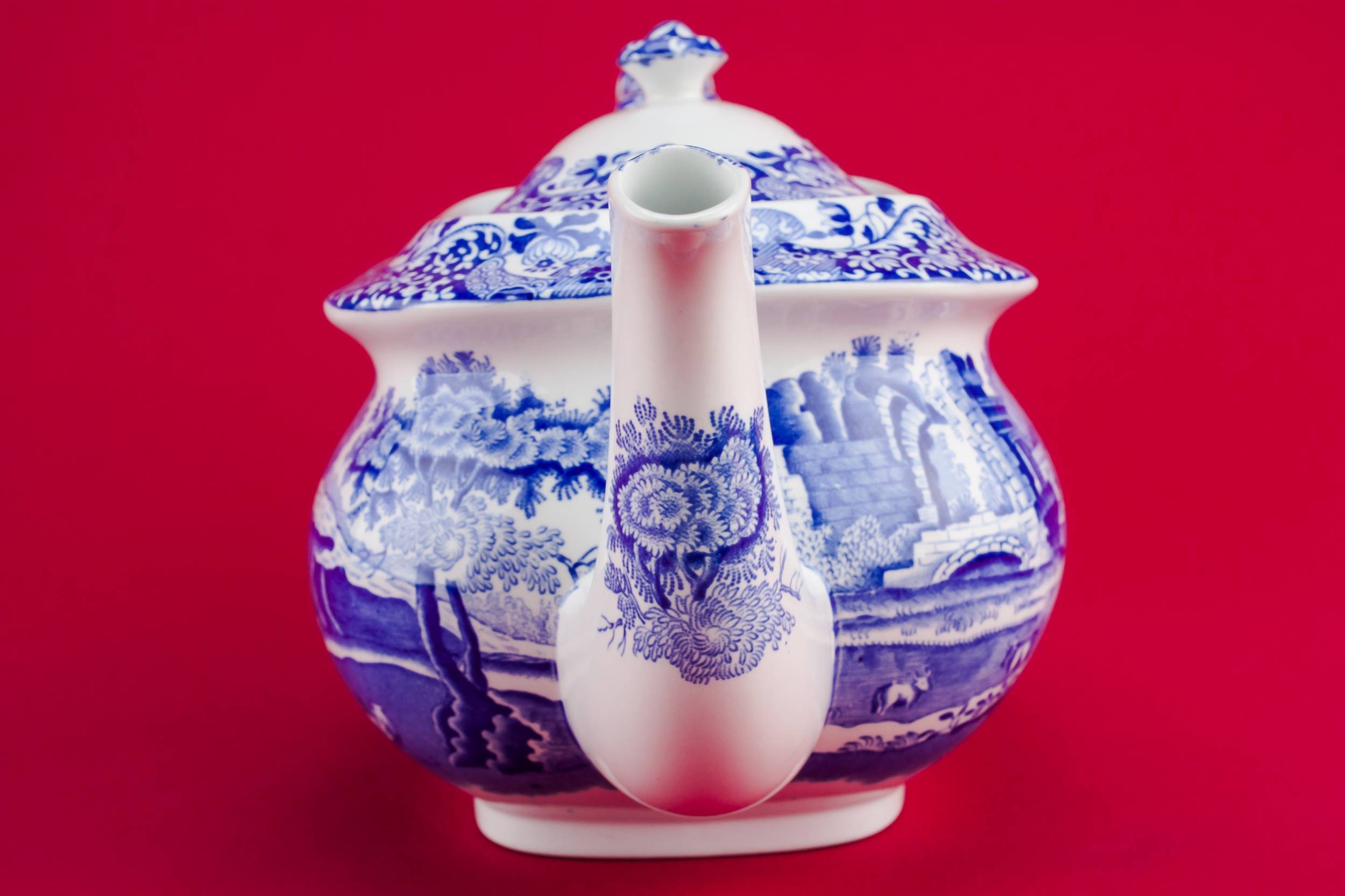 Classical Retro Spodes — Retro pottery teapot 2