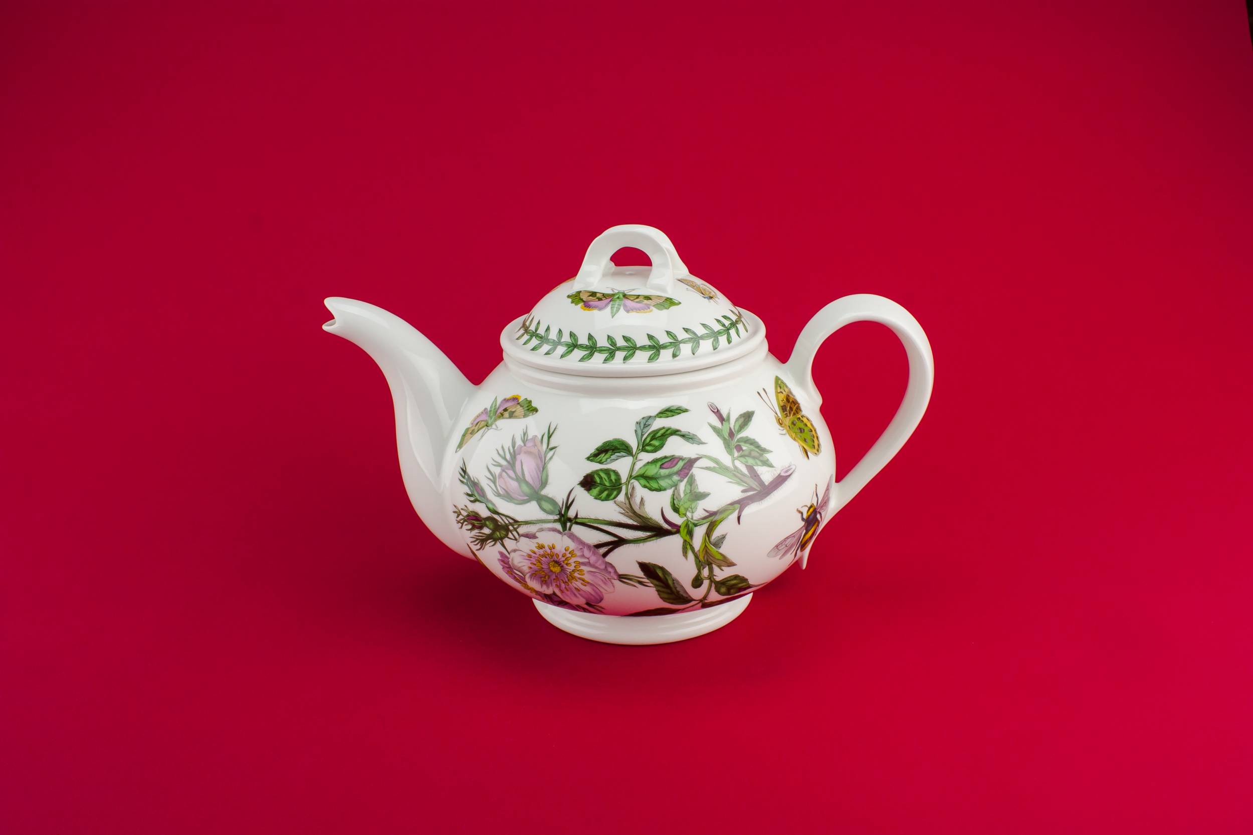 Classical Pottery TEAPOT — Portmeirion pottery teapot