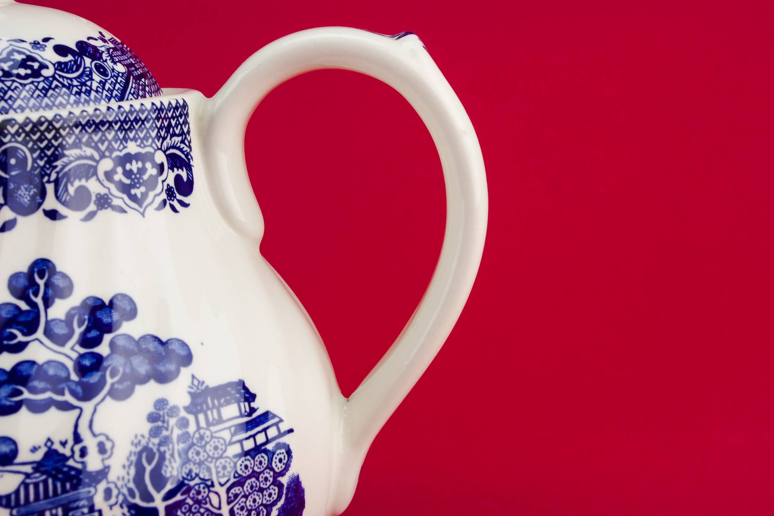 Retro Vintage Willow — Willow pottery teapot 3
