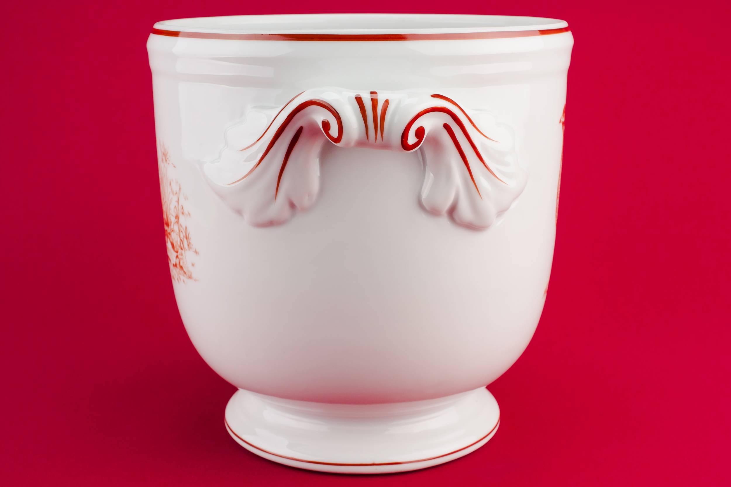 Vintage Classical Vista — Porcelain retro wine cooler 1