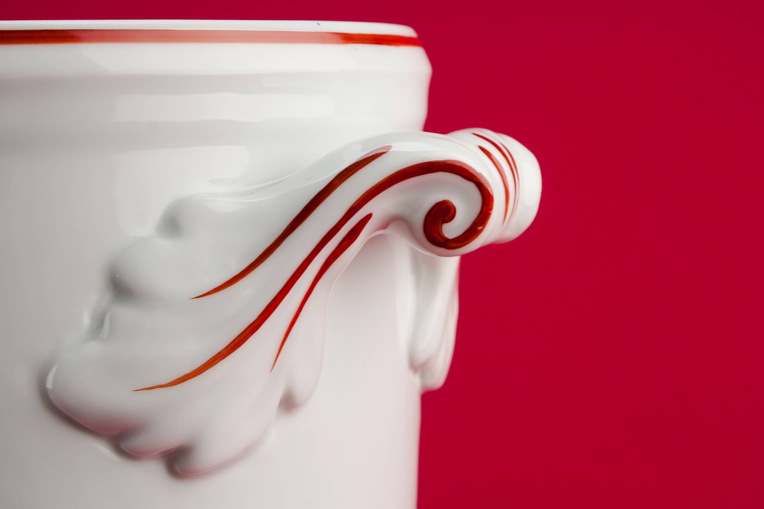 Vintage Classical Vista — Porcelain retro wine cooler 2