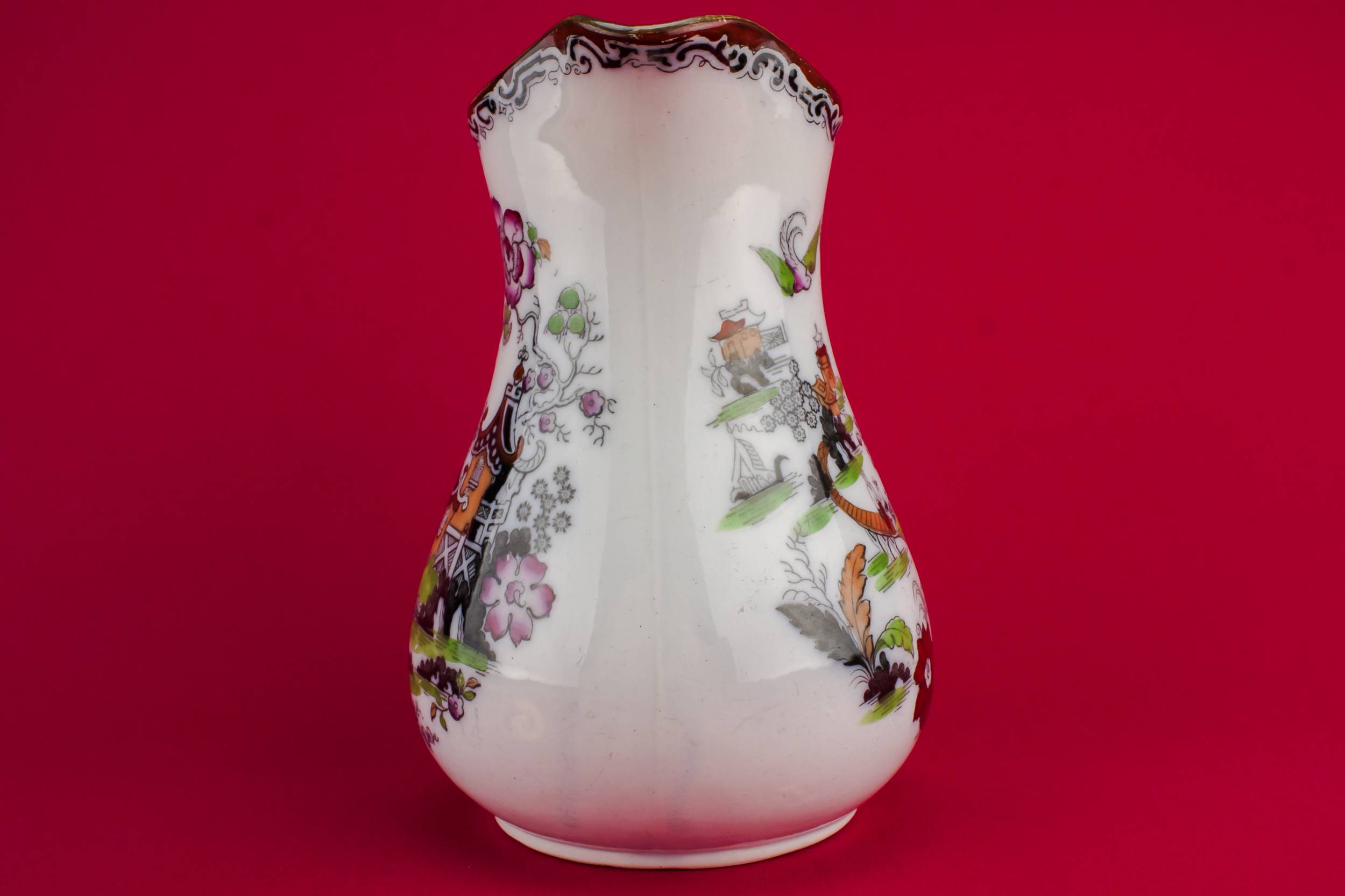 .75L High Victorian — Floral water jug 2