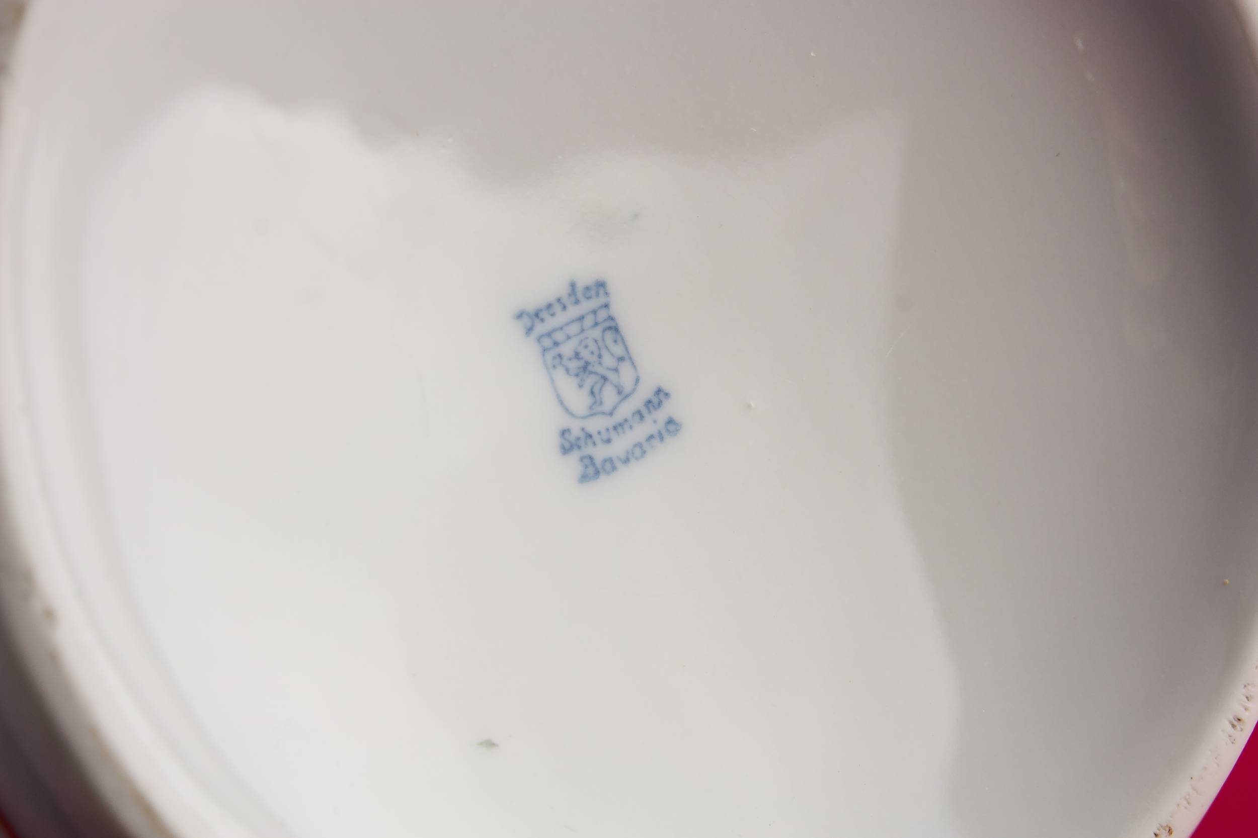 Classical Vintage Floral — Small porcelain vase 3