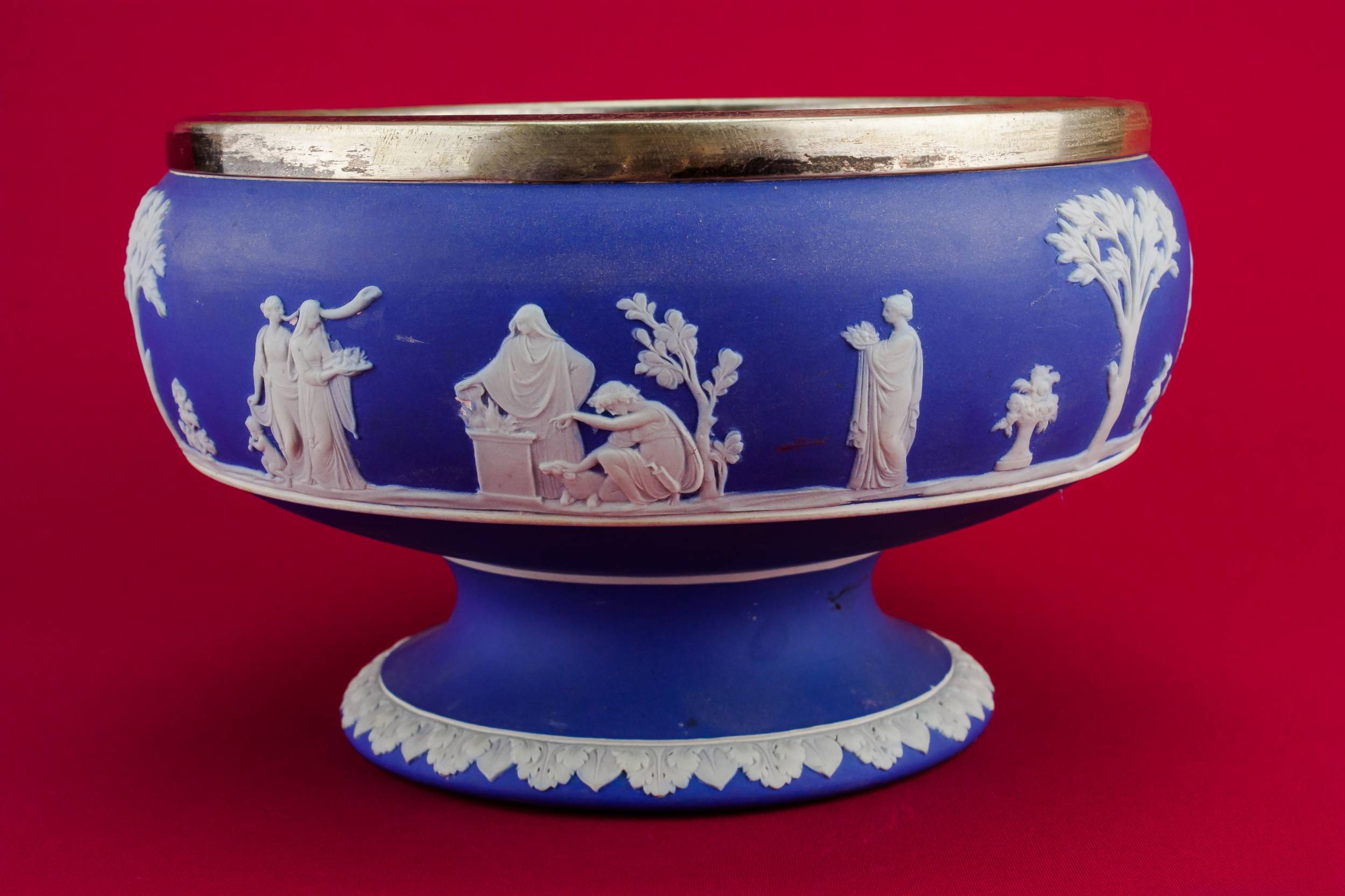 Vintage Small Serving — Jasperware serving bowl 2