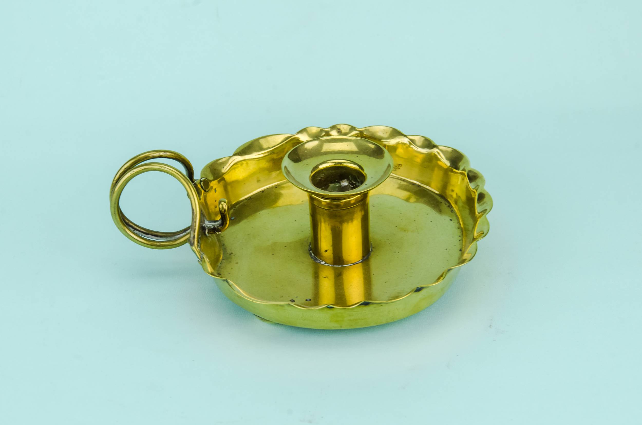 Antique Charming Brass — Arts & Crafts candlestick 4