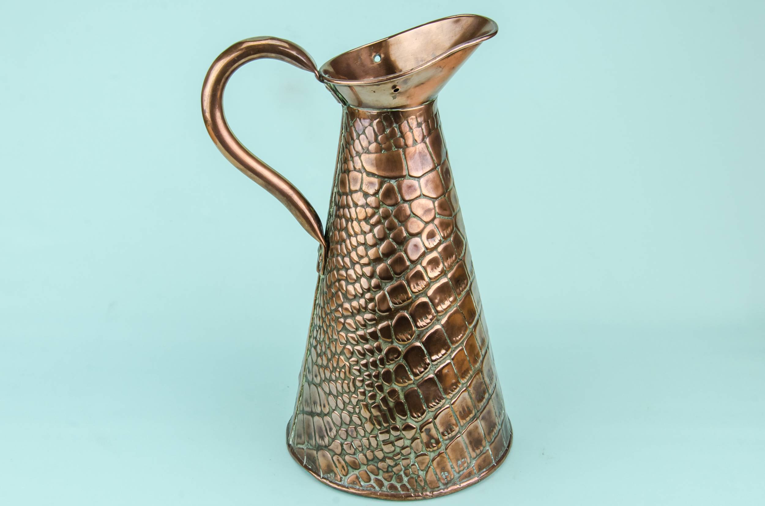 Antique Rustic Copper — Arts & Crafts copper jug 3