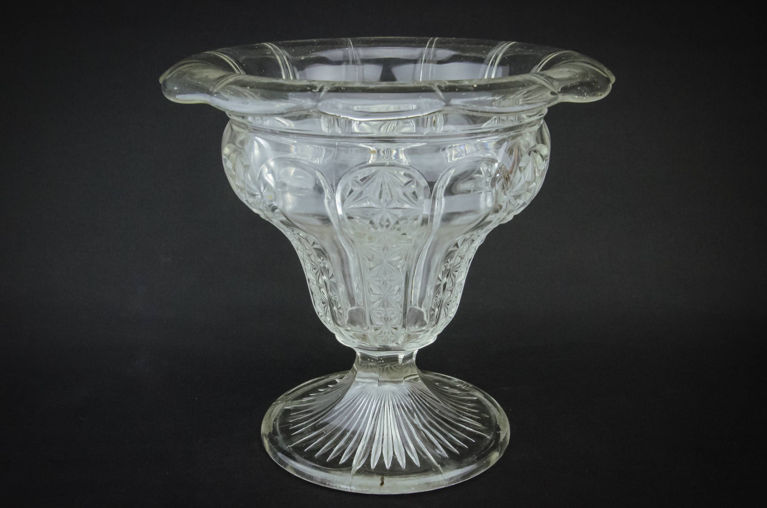 Glass Victorian Double — Victorian glass bowl 1