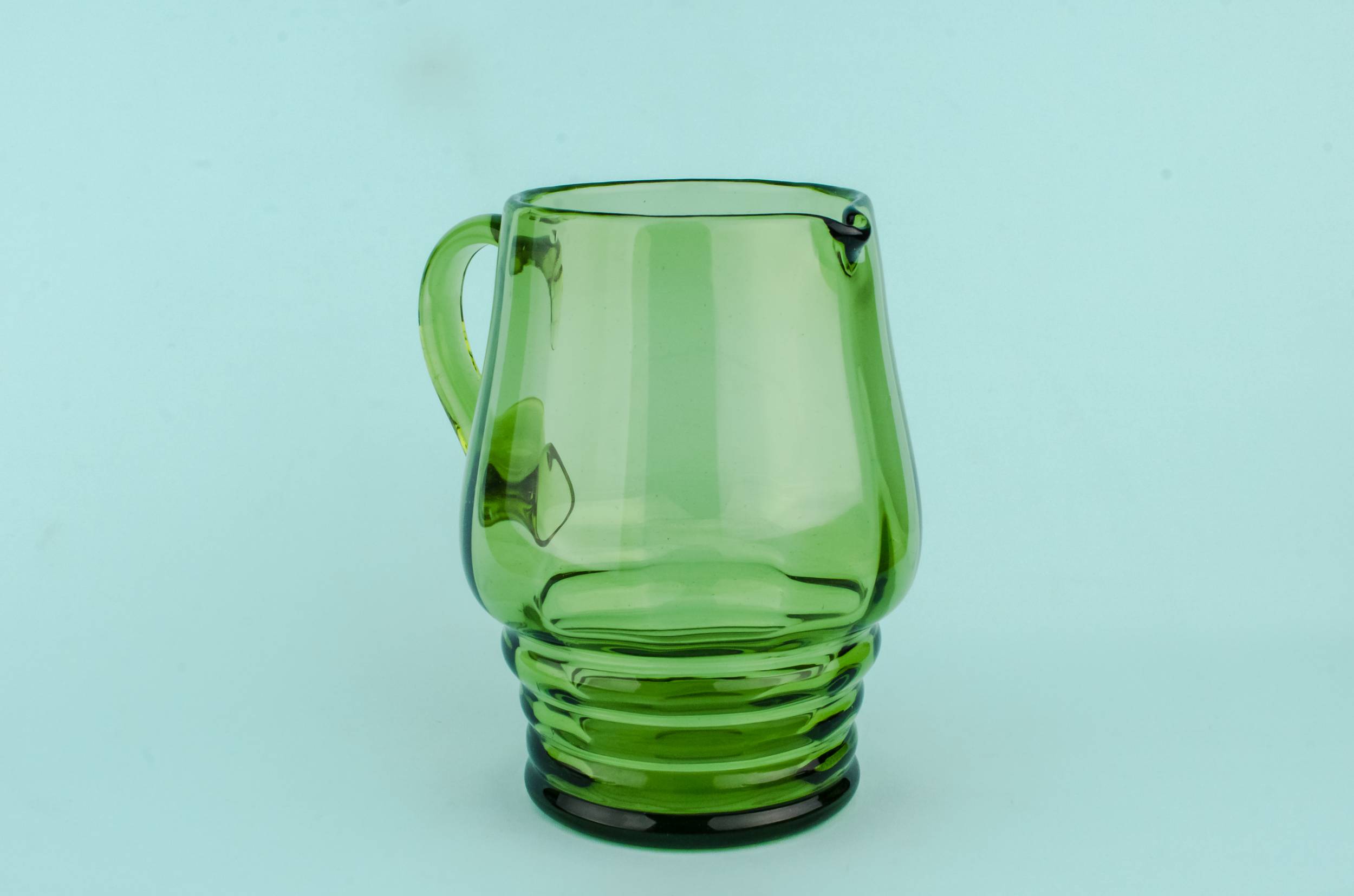 Vintage Art Deco — Water green glass jug 2