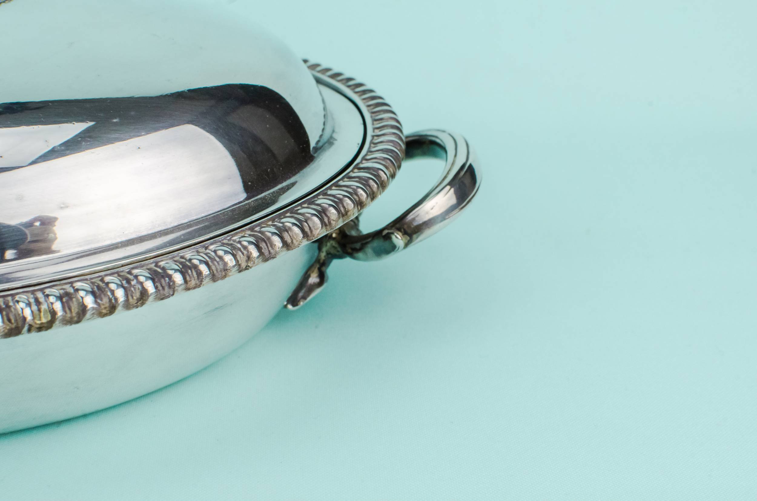 Silver Plated Metal — Martin Hall & Co serving dish 1
