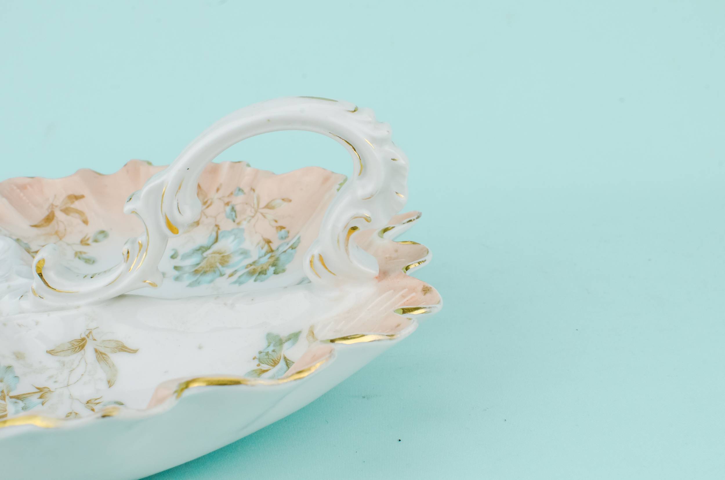 Art Nouveau Antique — Porcelain serving dish 4