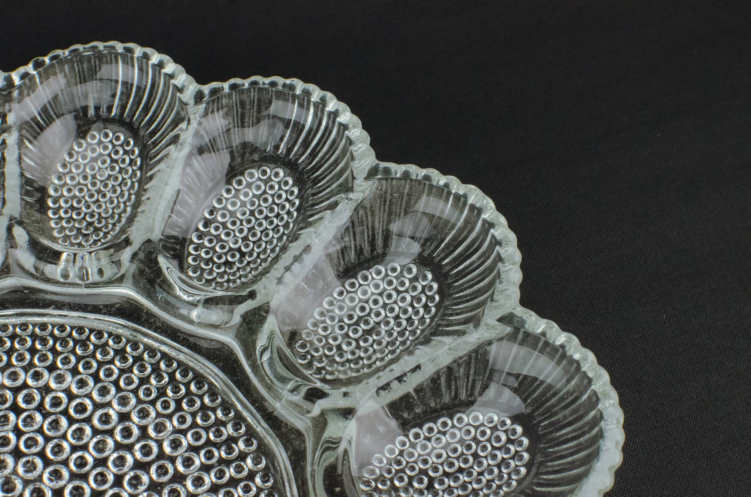 Glass Beautiful Hobnail — Retro glass serving dish 1