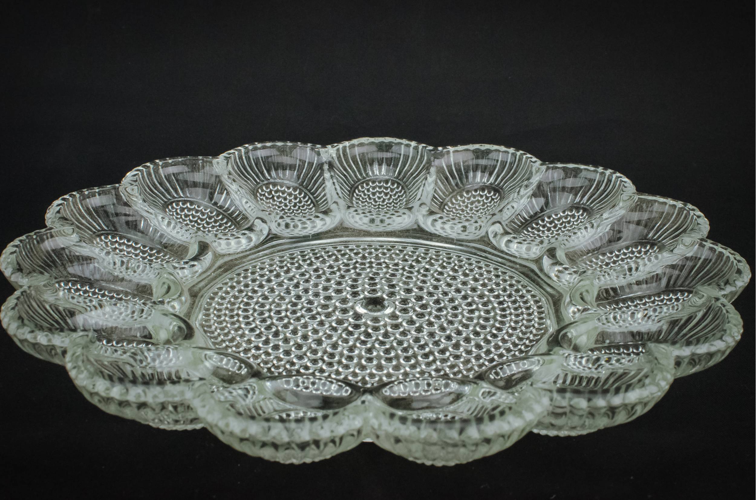 Glass Beautiful Hobnail — Retro glass serving dish 2