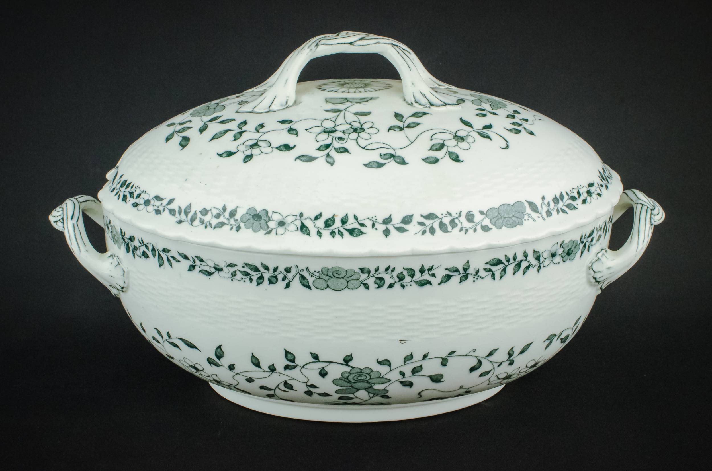Minton large tureen 1