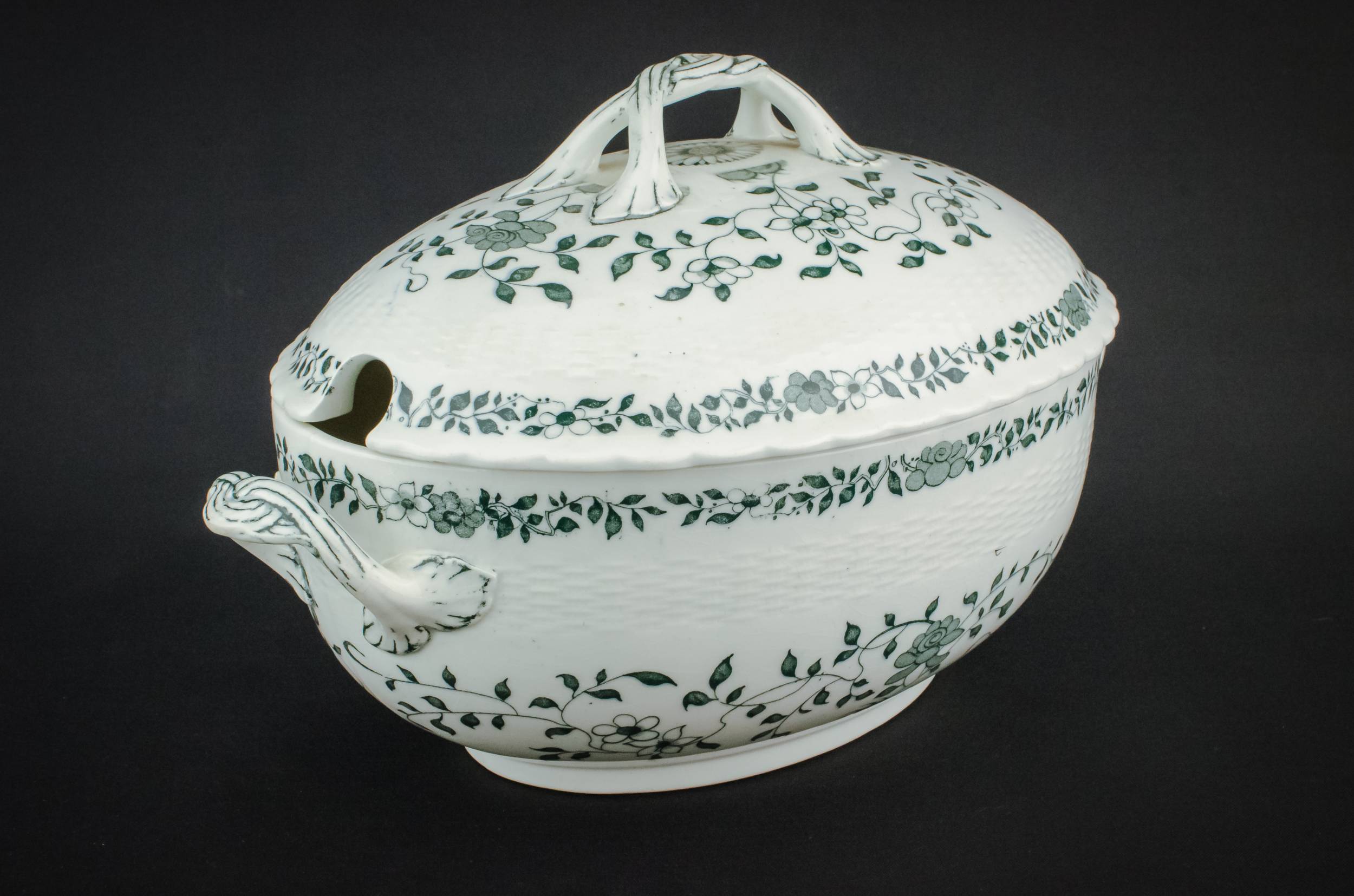 Minton large tureen 2