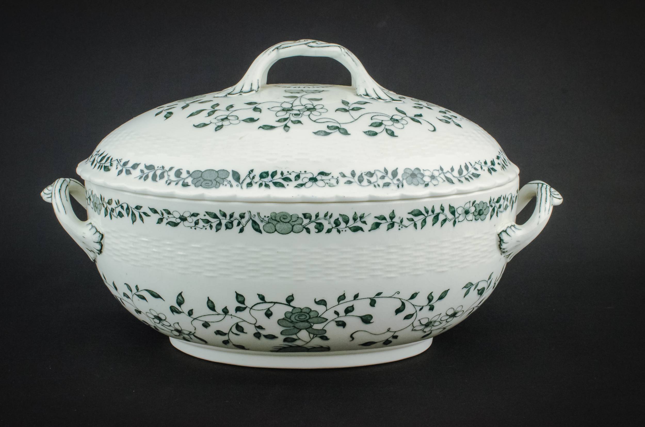 Minton large tureen 3